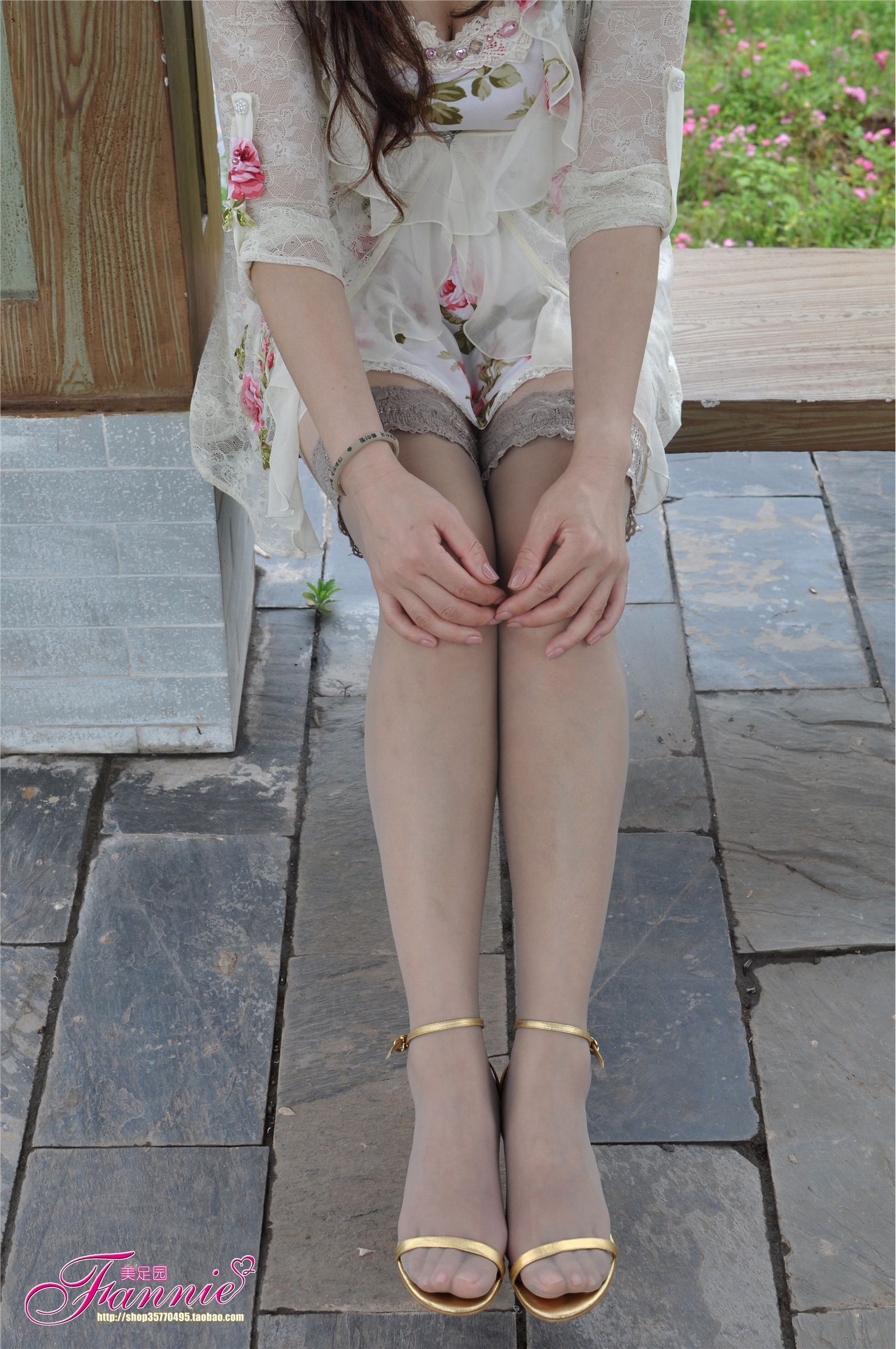 Fannie芬妮高清原图之2011周年特辑（丝足2）NO.015