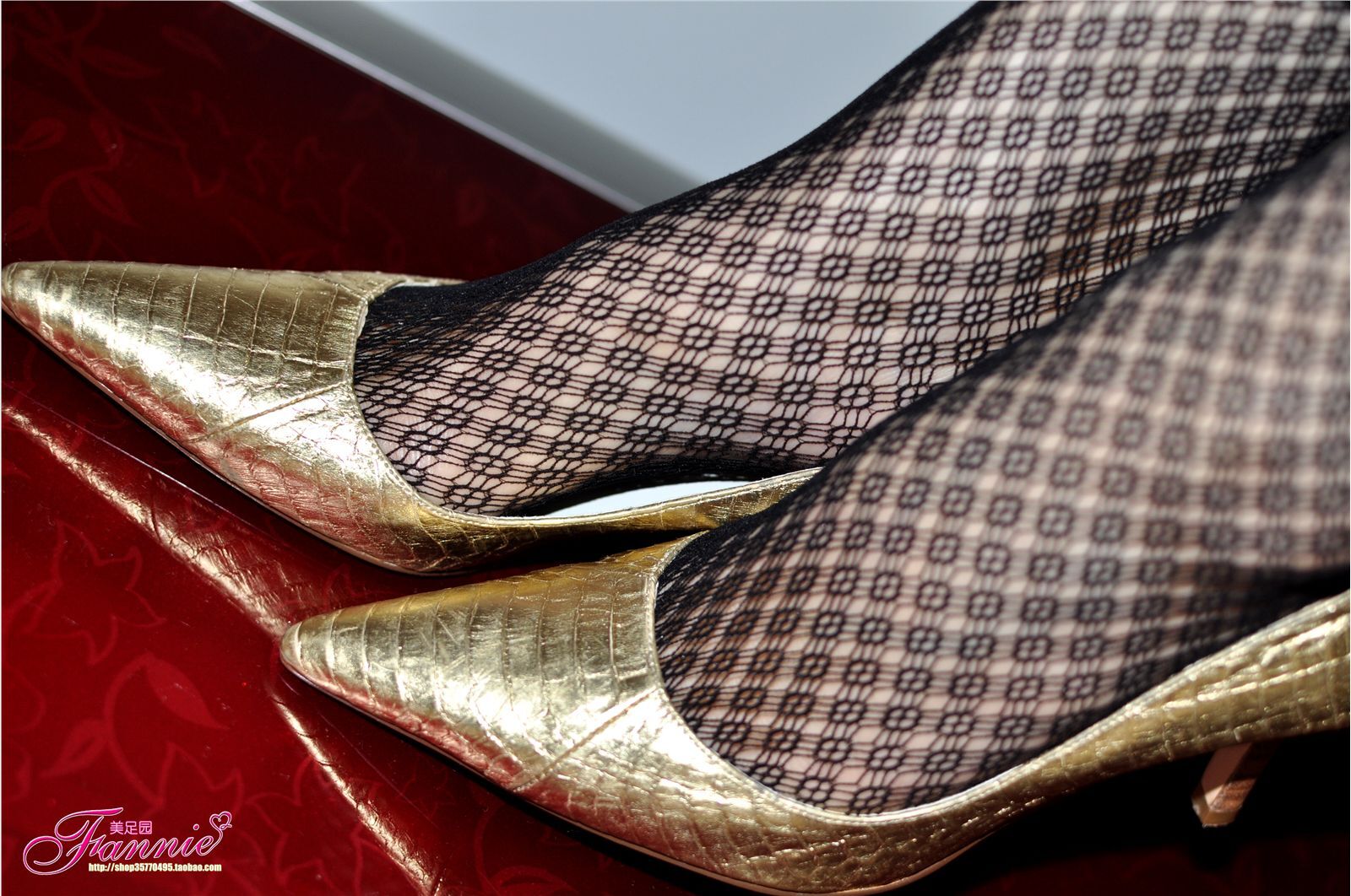 Fannie芬妮高清原图之暗香（金色船鞋黑网丝）NO.020