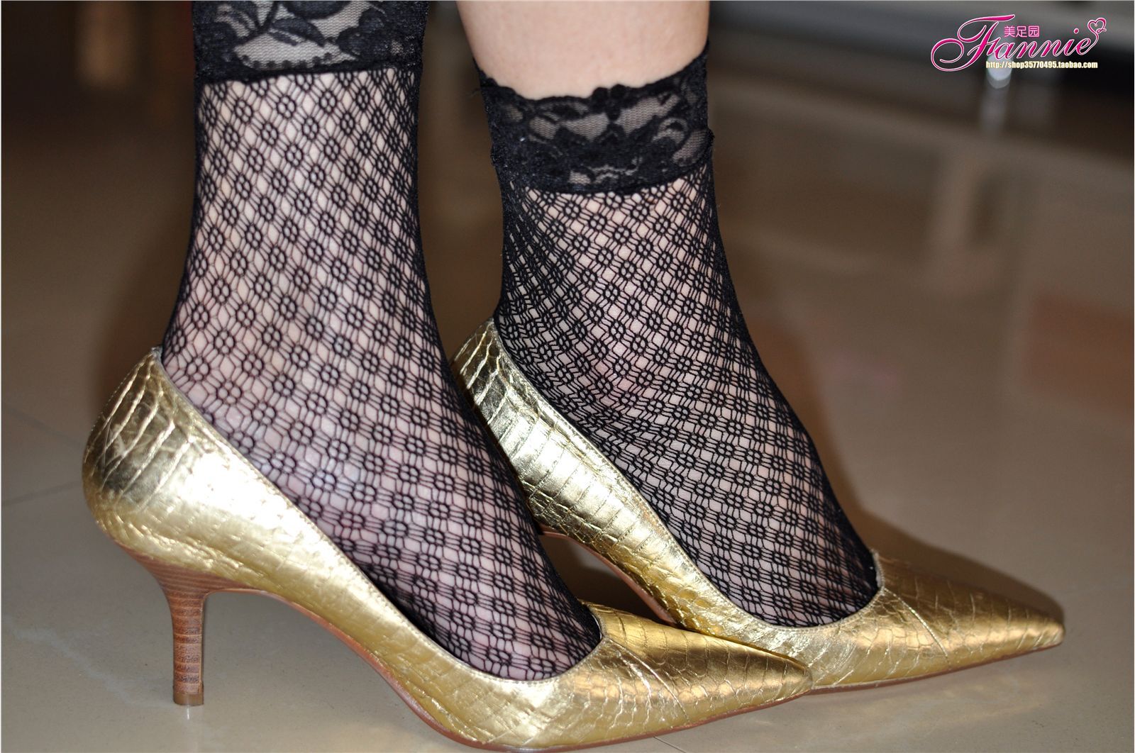 Fannie芬妮高清原图之暗香（金色船鞋黑网丝）NO.020