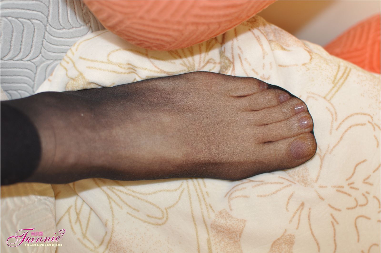 Fannie芬妮高清原图之薄如蝉翼（黑丝）NO.029