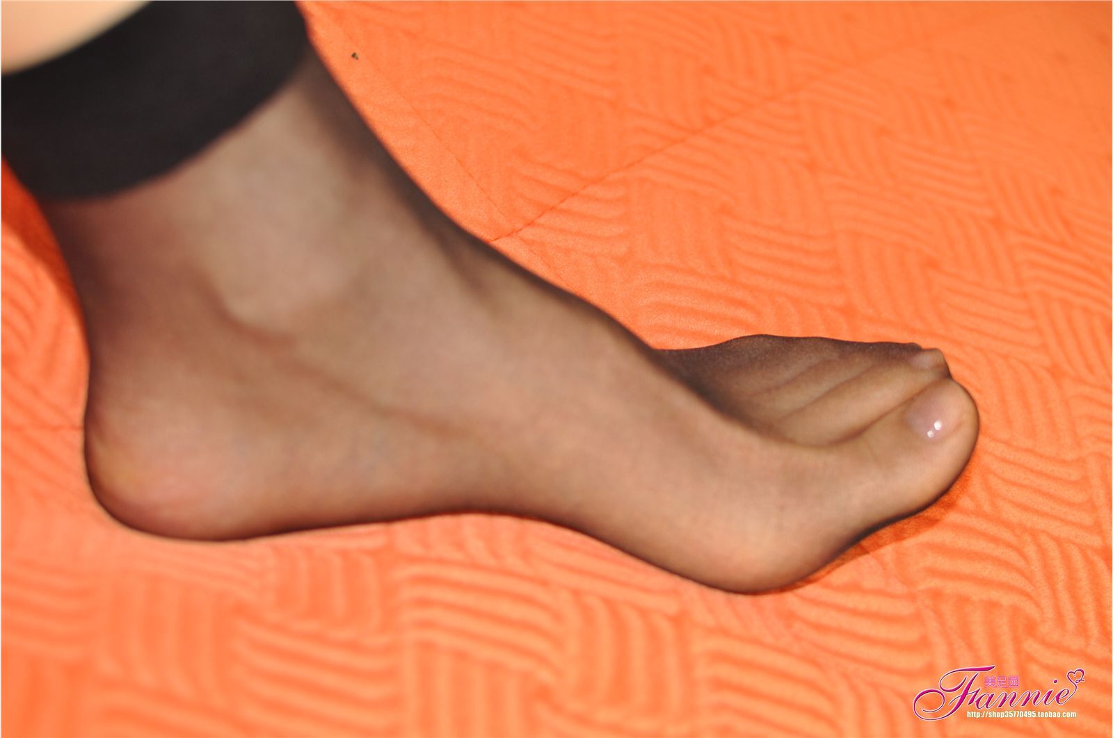 Fannie芬妮高清原图之薄如蝉翼（黑丝）NO.029