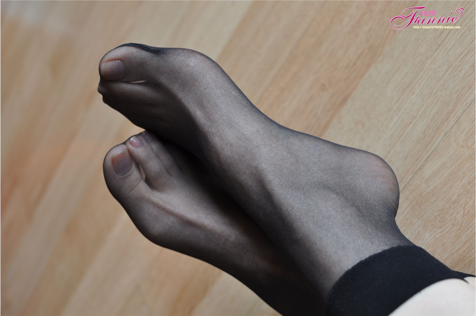 Fannie芬妮高清原图之薄如蝉翼（黑丝）NO.029