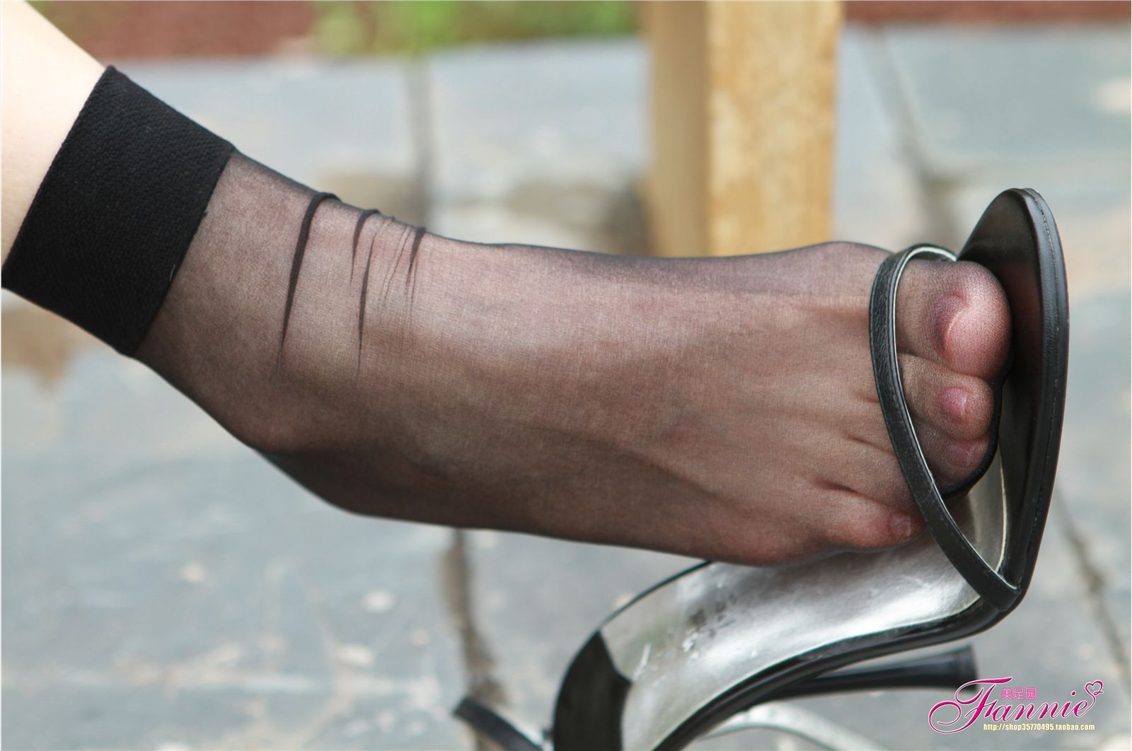 Fannie芬妮高清原图之薄如蝉翼轻若烟（极致高跟黑短丝）NO.030