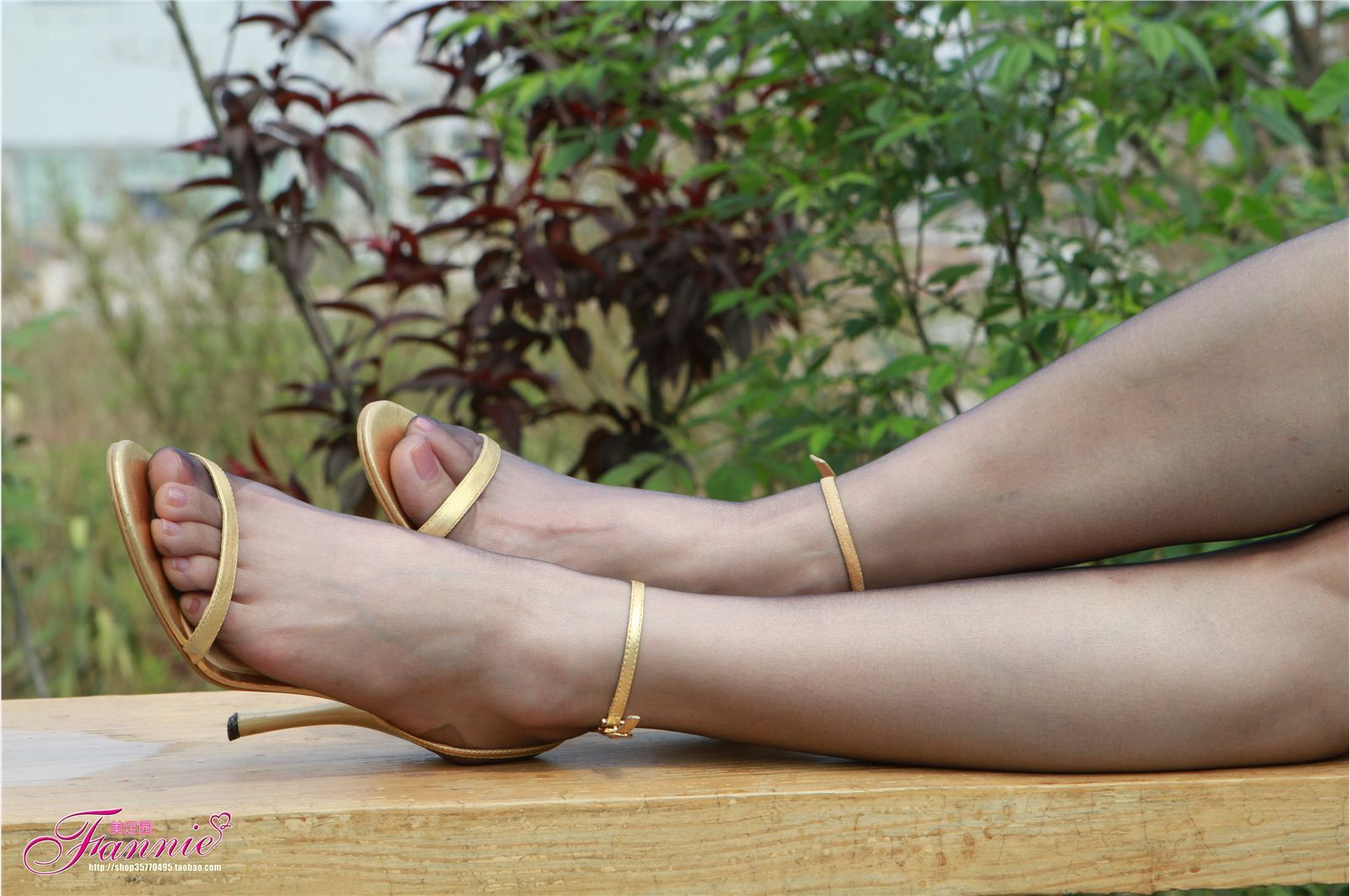 Fannie芬妮高清原图之薄如蝉翼轻若烟（金色旋律蓝色纯丝）NO.036