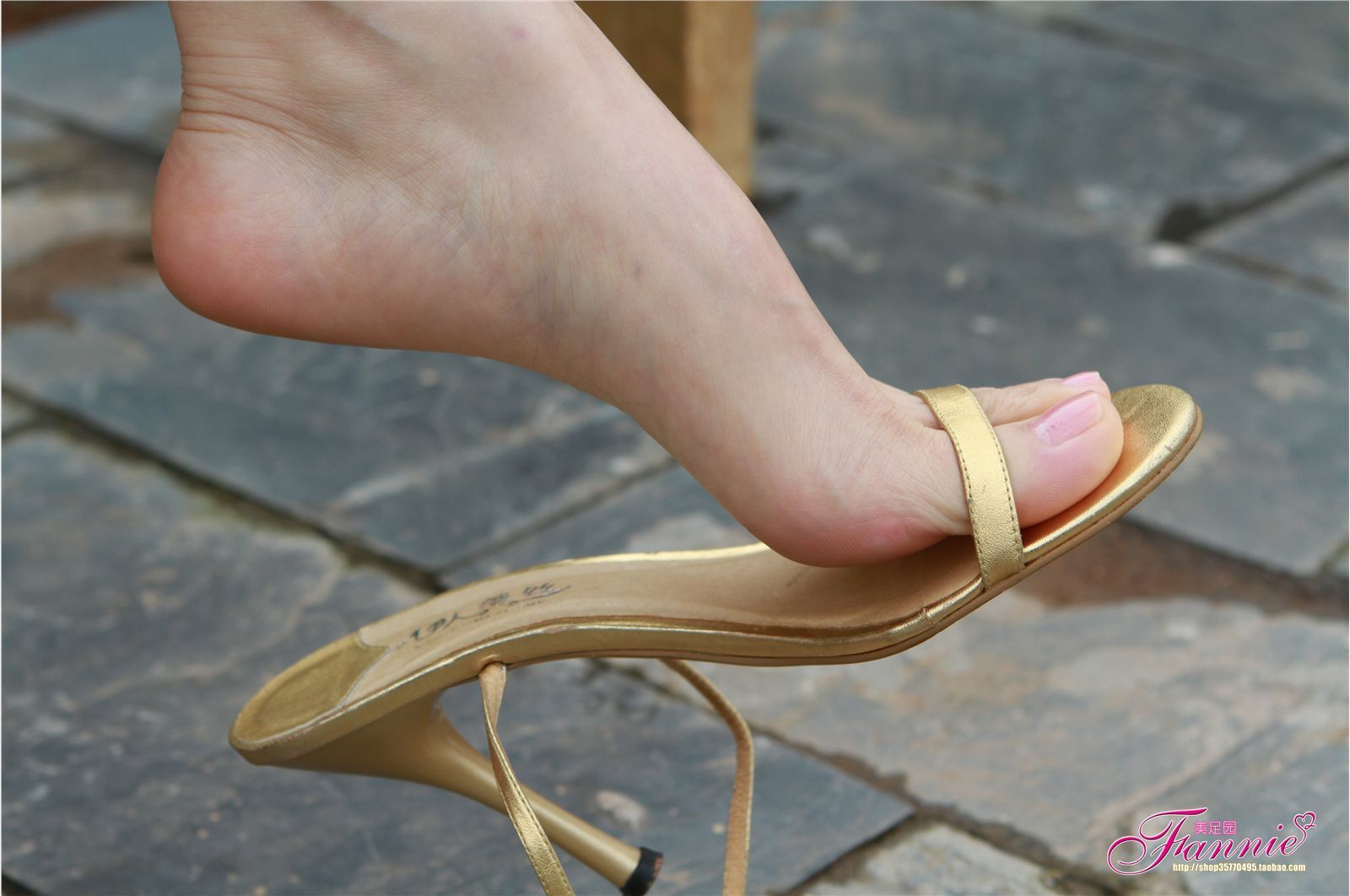 Fannie芬妮高清原图之薄施粉彩（金色旋律）NO.043