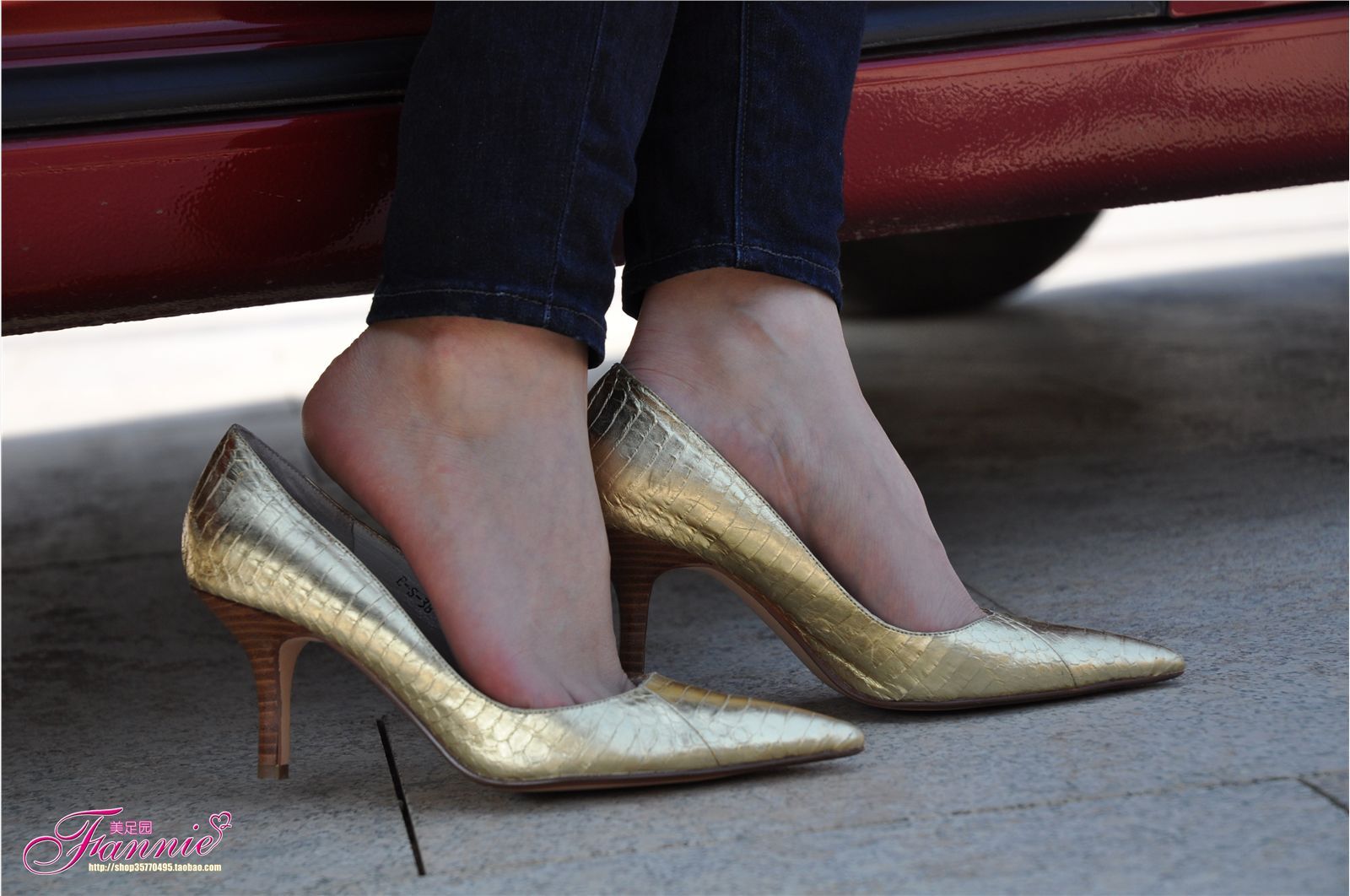 Fannie芬妮高清原图之车窗外的风景(船鞋)NO.059