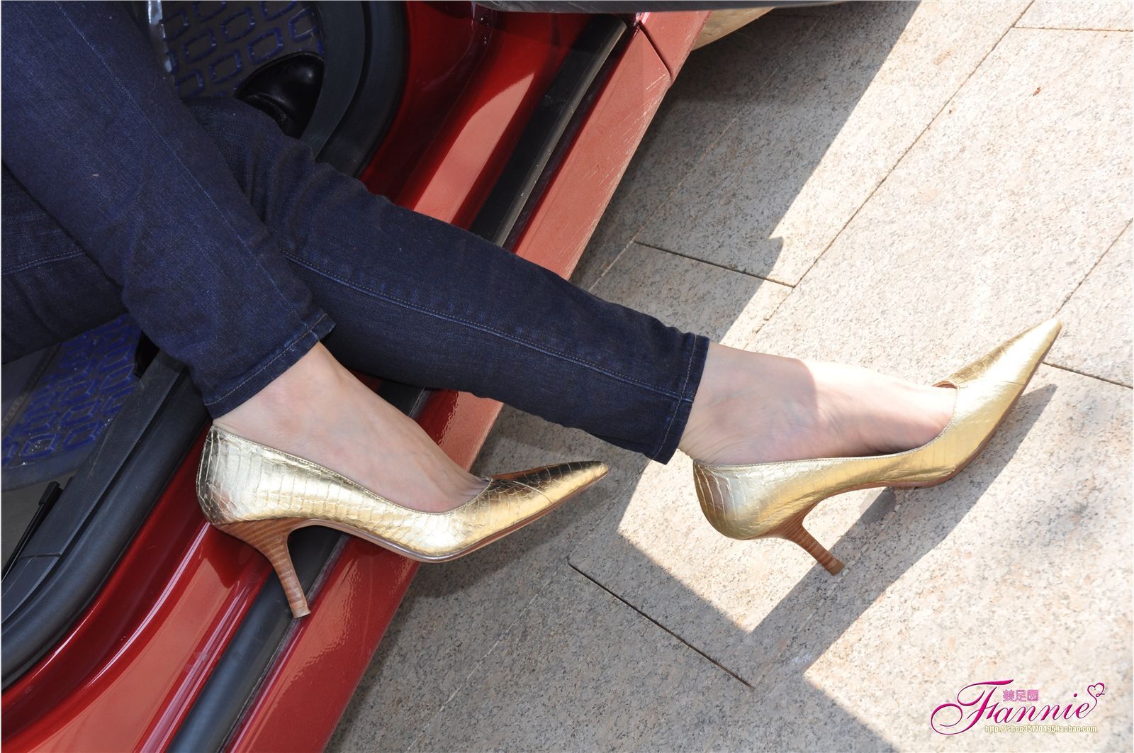 Fannie芬妮高清原图之车窗外的风景(船鞋)NO.059