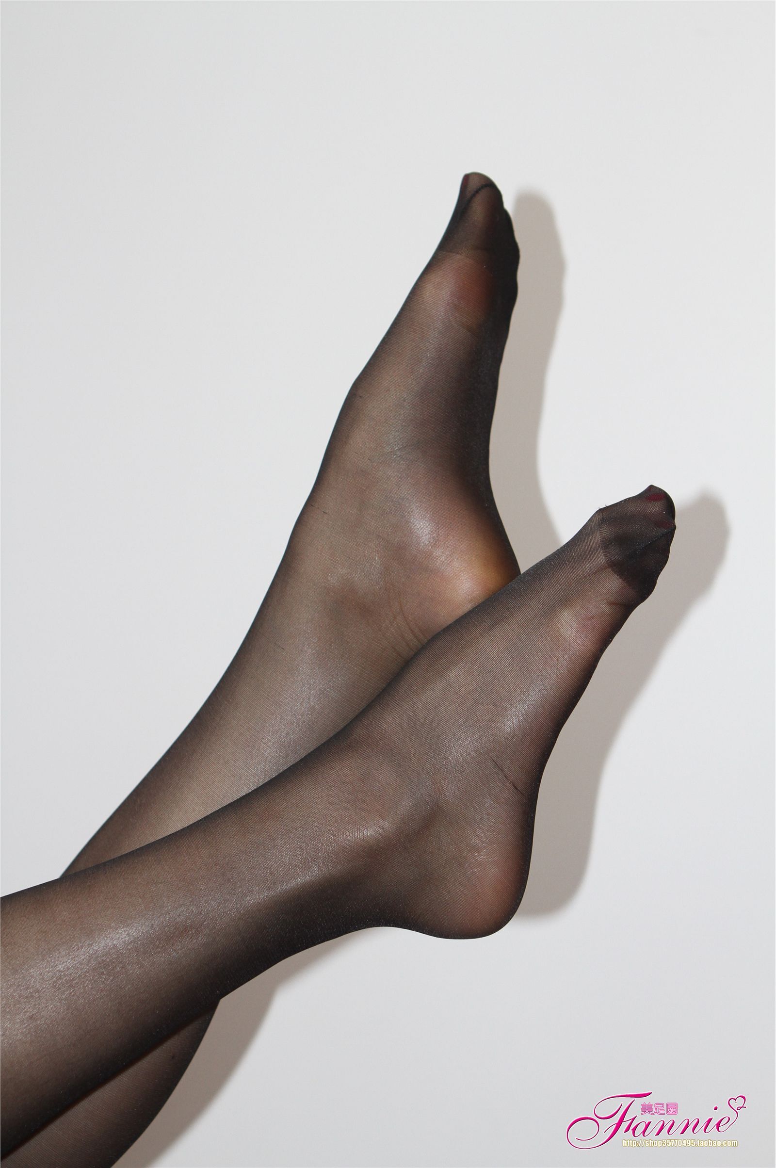 Fannie芬妮高清原图之炽红莲（金色船鞋黑丝）NO.065