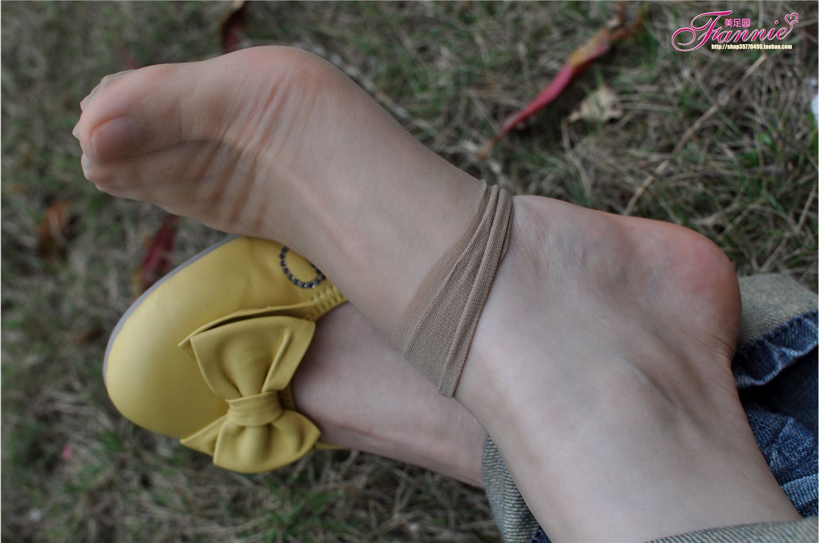 Fannie芬妮高清原图之触摸阳光（黄色船鞋肉丝）NO.076