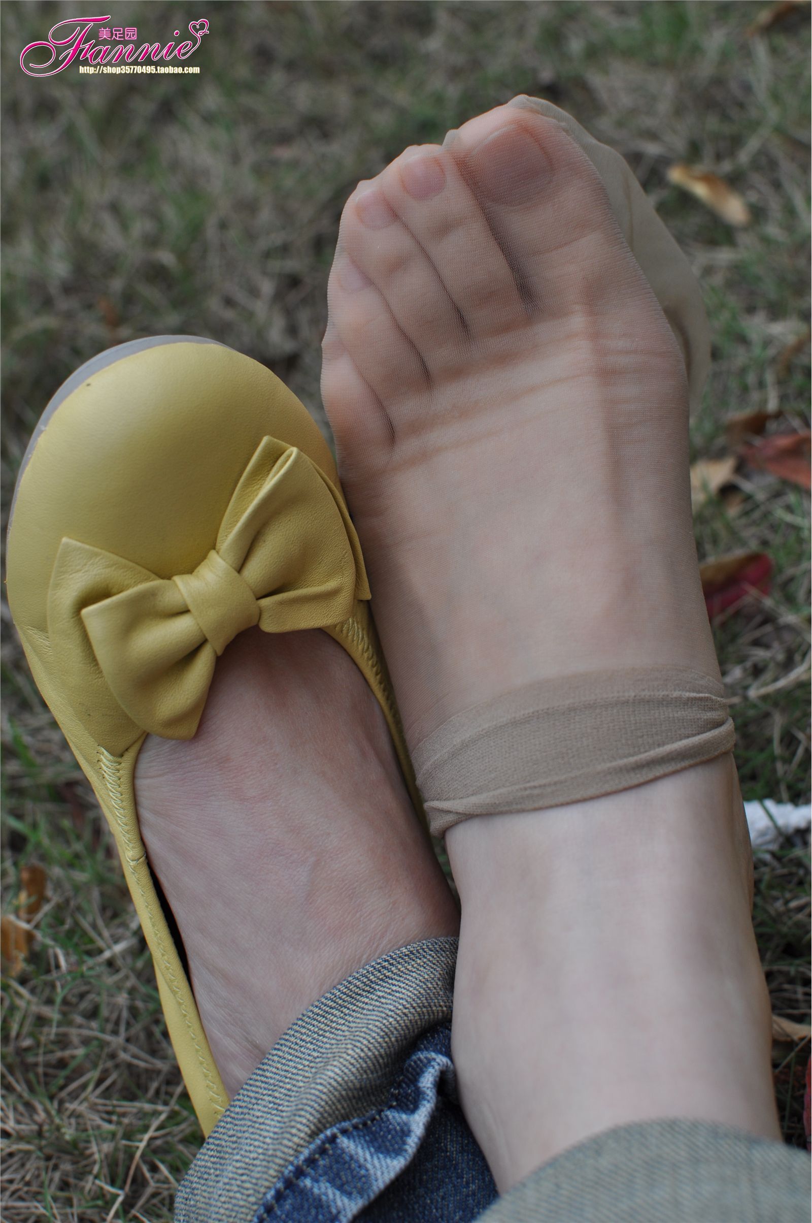 Fannie芬妮高清原图之触摸阳光（黄色船鞋肉丝）NO.076