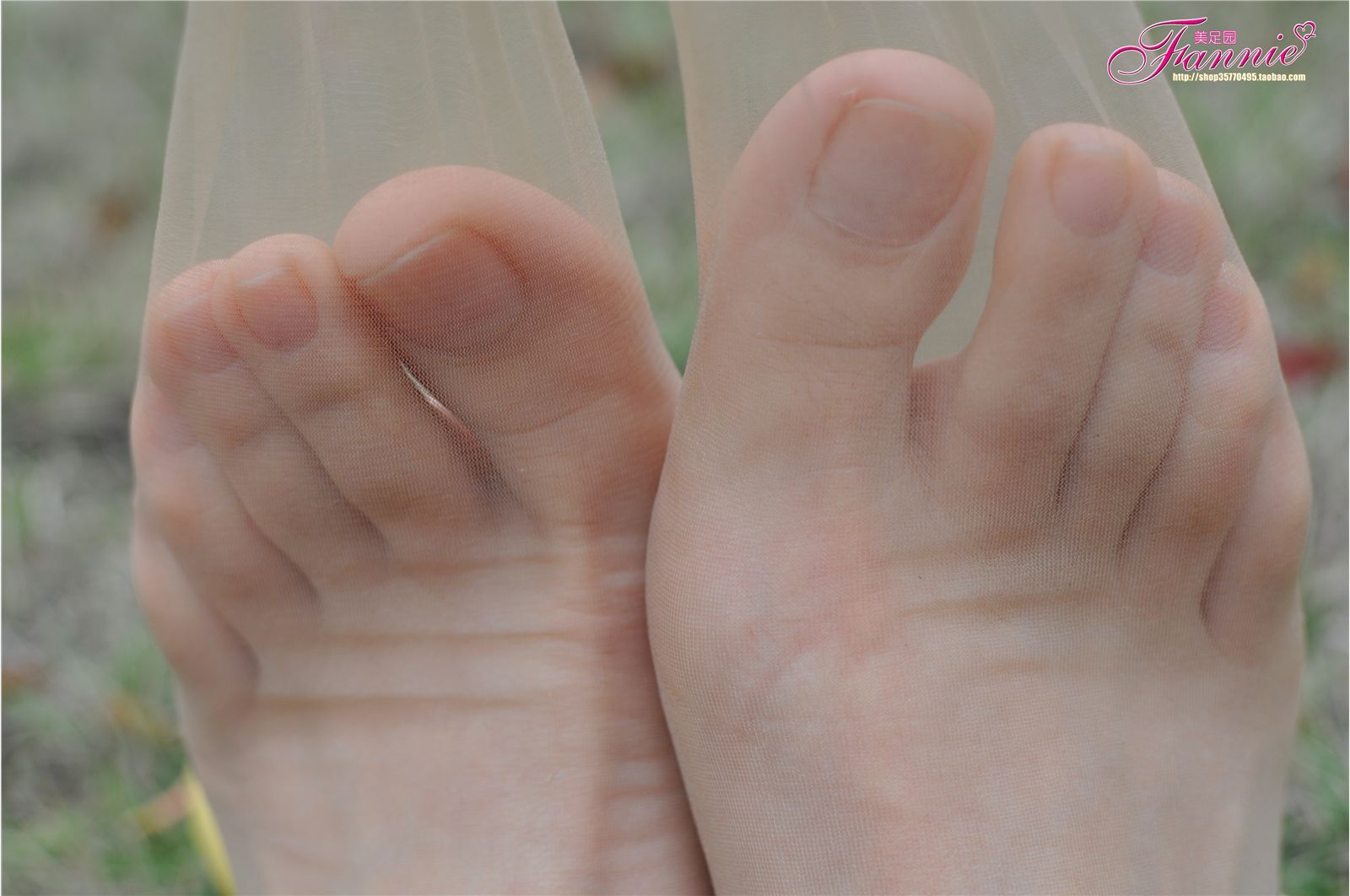 Fannie芬妮高清原图之触摸阳光（黄色船鞋肉丝）NO.076