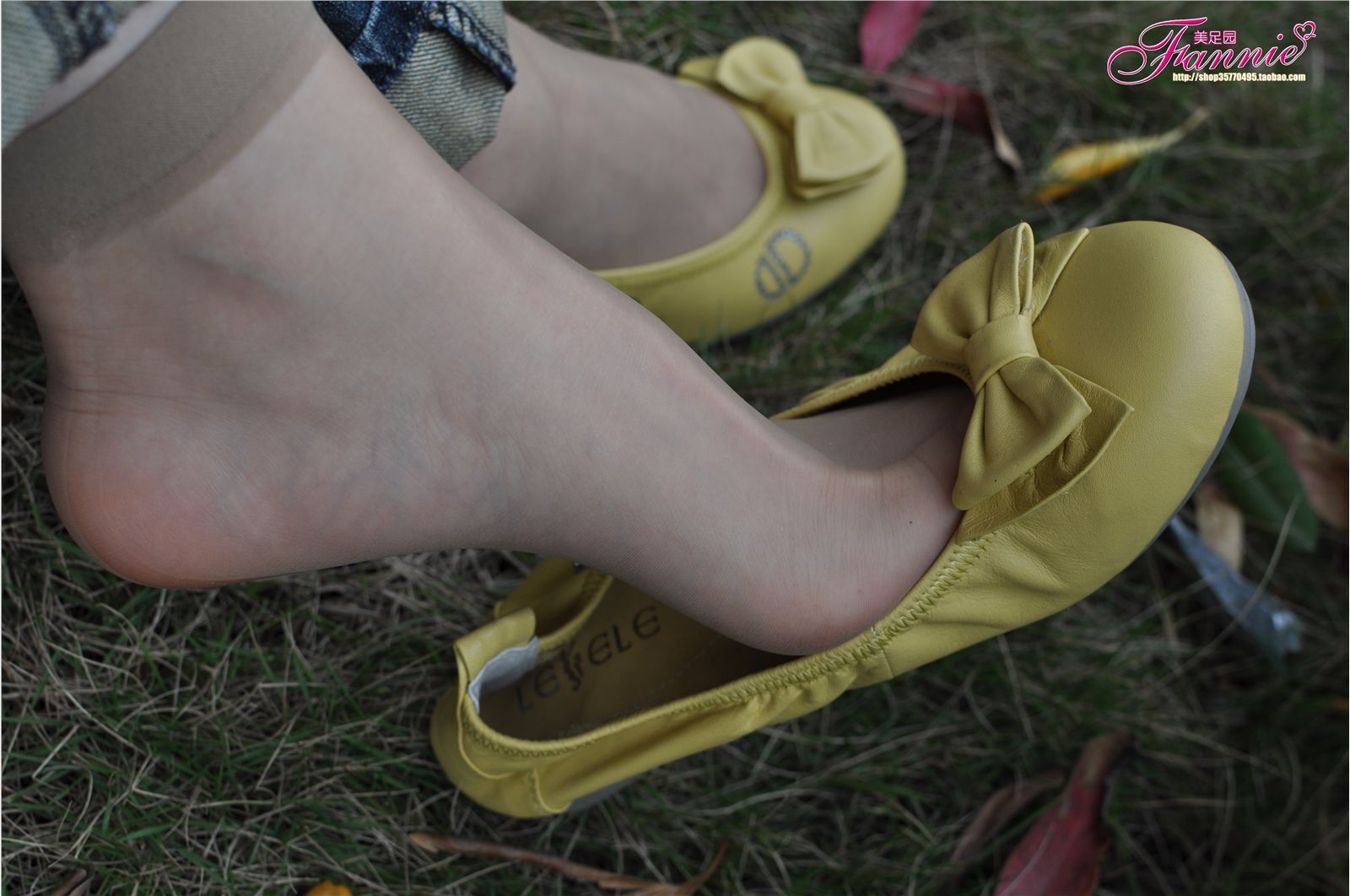 Fannie芬妮高清原图之触摸阳光（黄色船鞋肉丝）NO.076