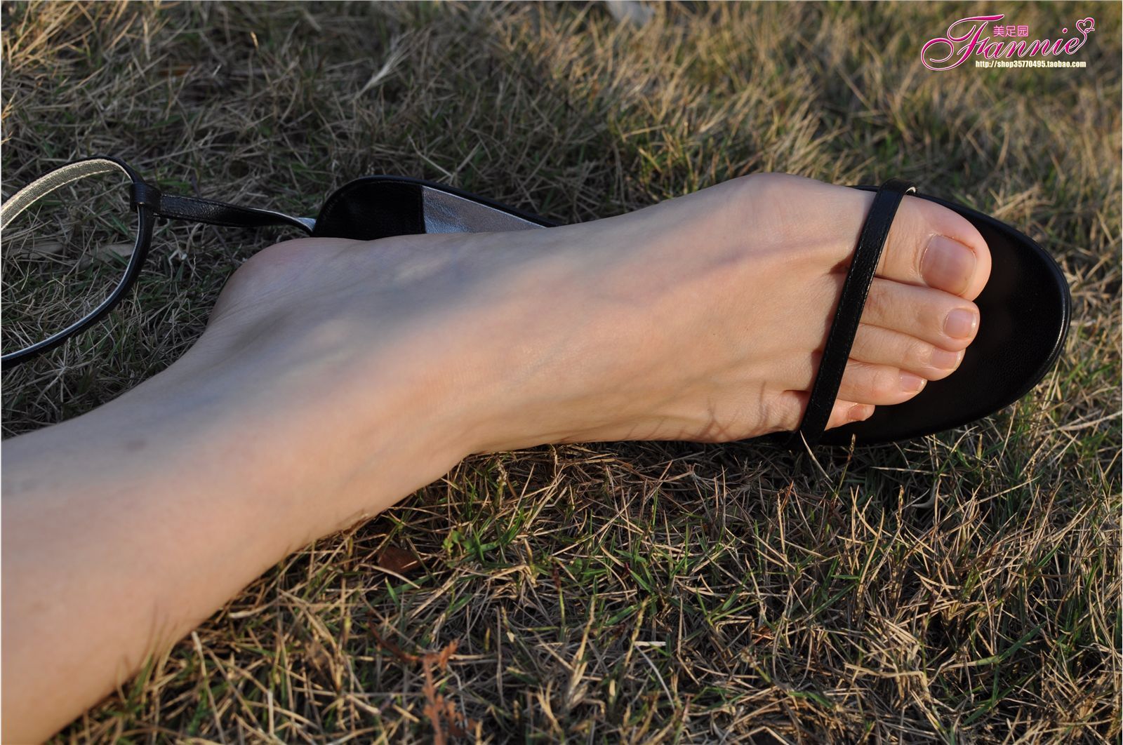 Fannie芬妮高清原图之触摸阳光（极致高跟黑）NO.078