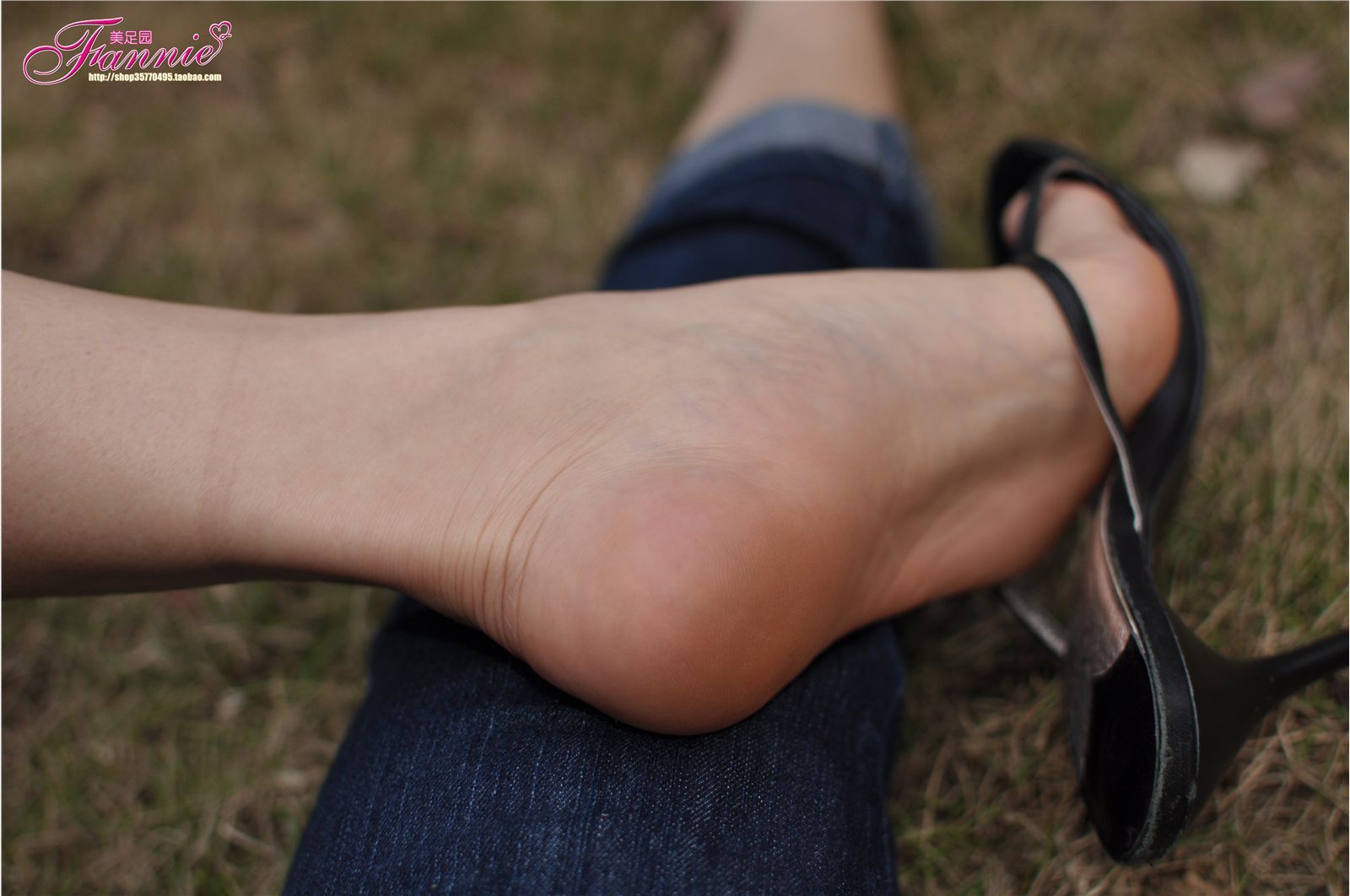 Fannie芬妮高清原图之触摸阳光（极致高跟凉拖2）NO.081