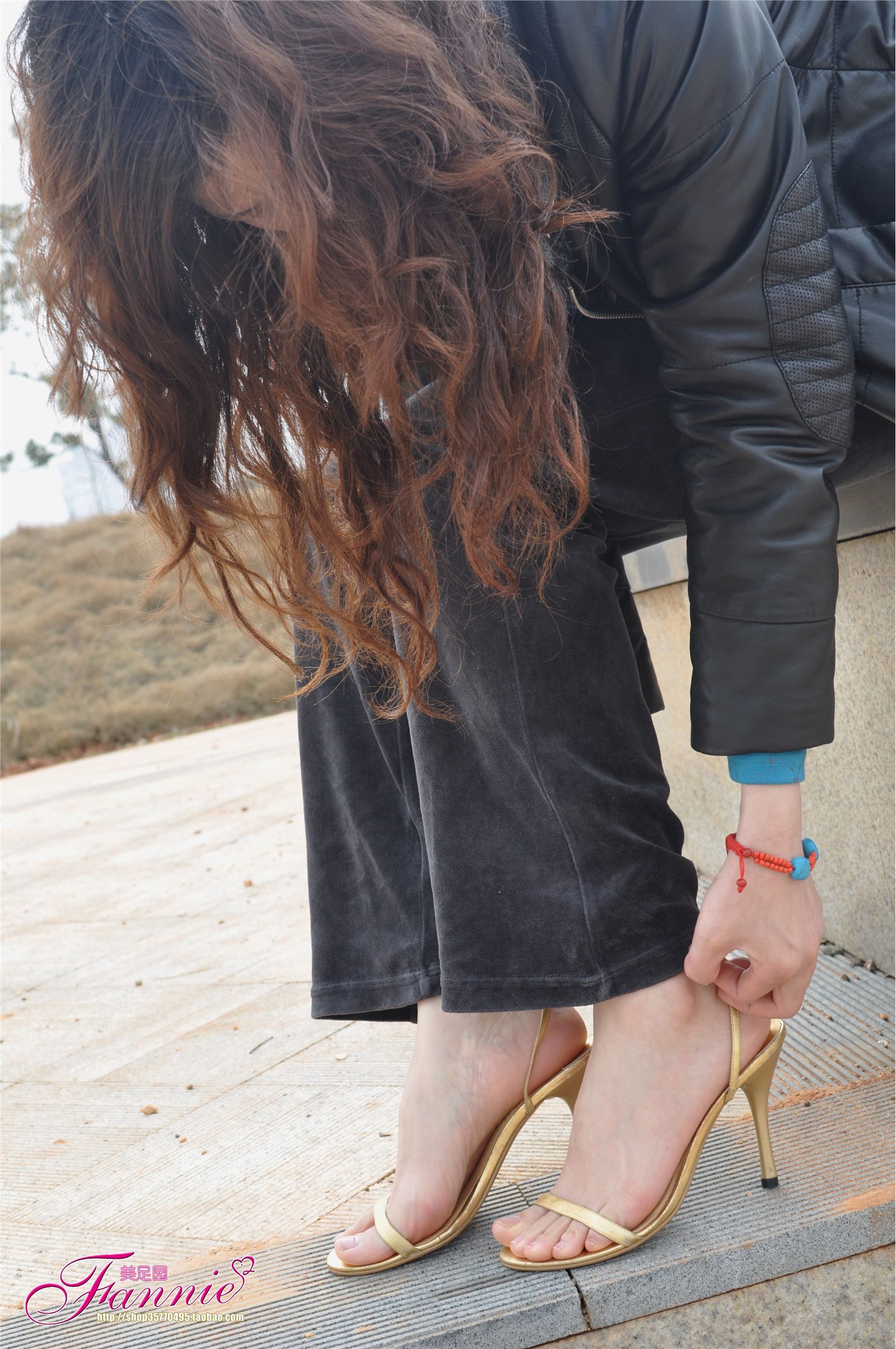 Fannie芬妮高清原图之春江水暖“丫”先知（金色旋律）NO.095