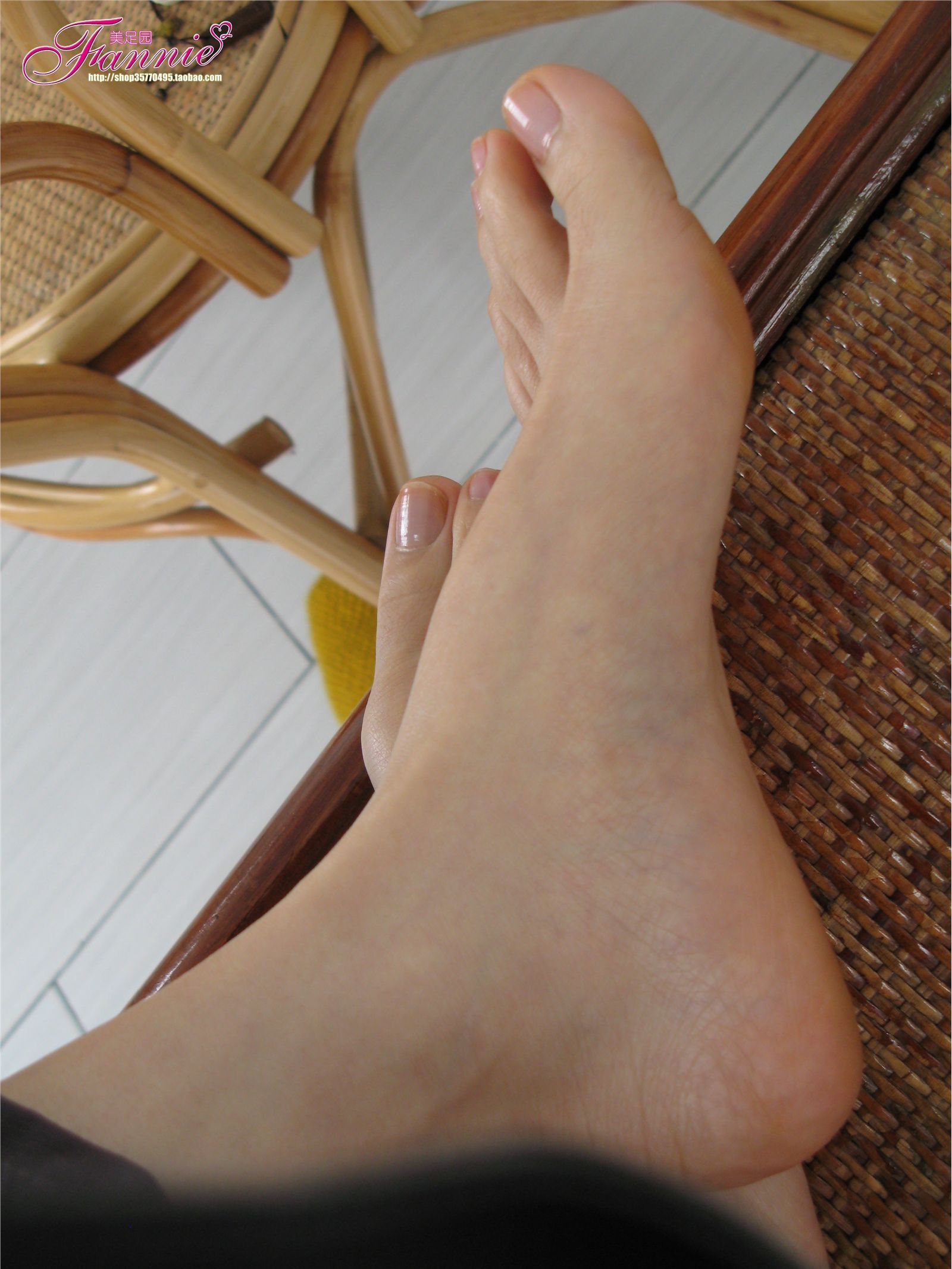 Fannie芬妮高清原图之春日里的那抹新绿（上）NO.098