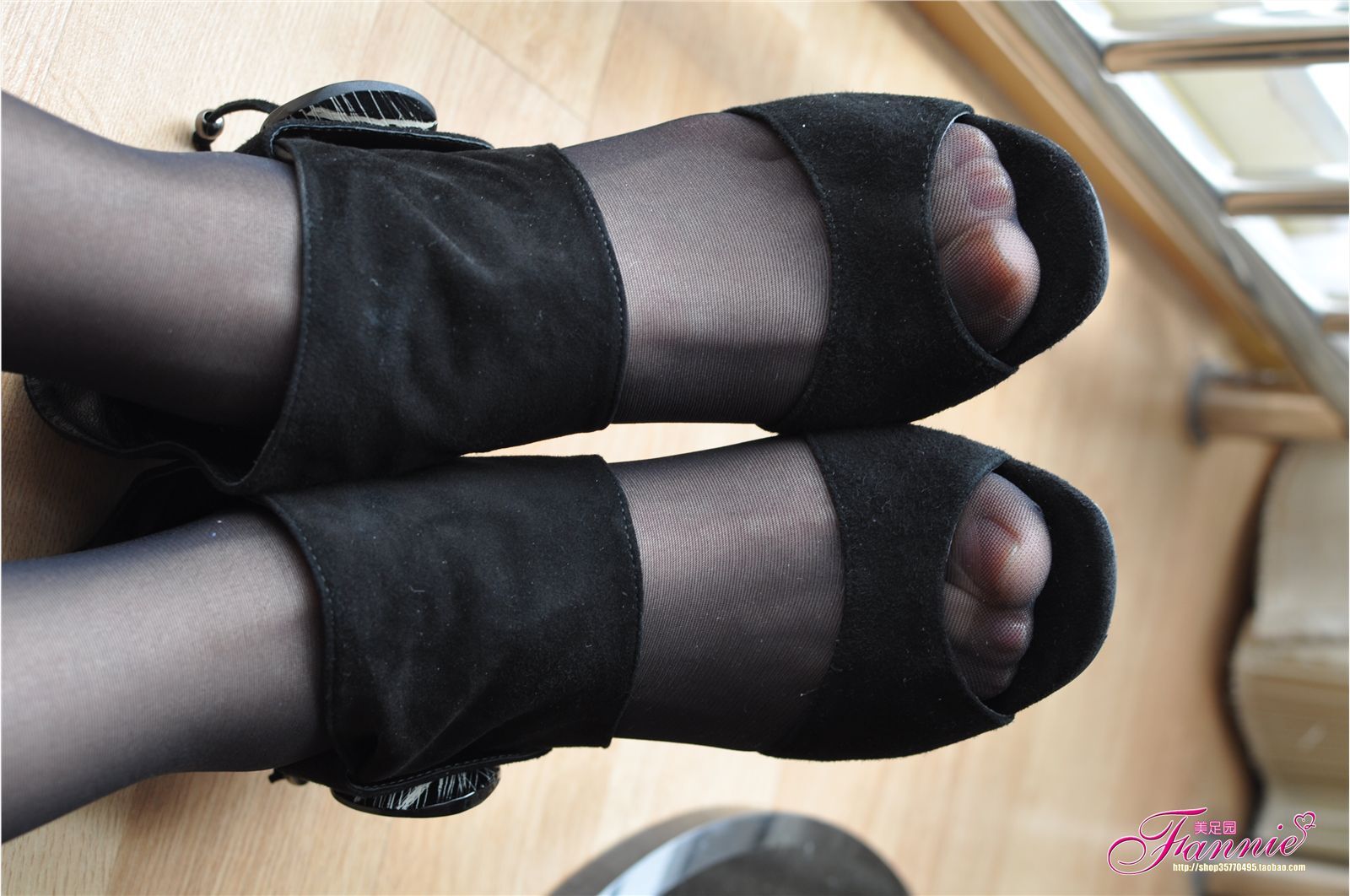 Fannie芬妮高清原图之典雅的高跟黑丝NO.100