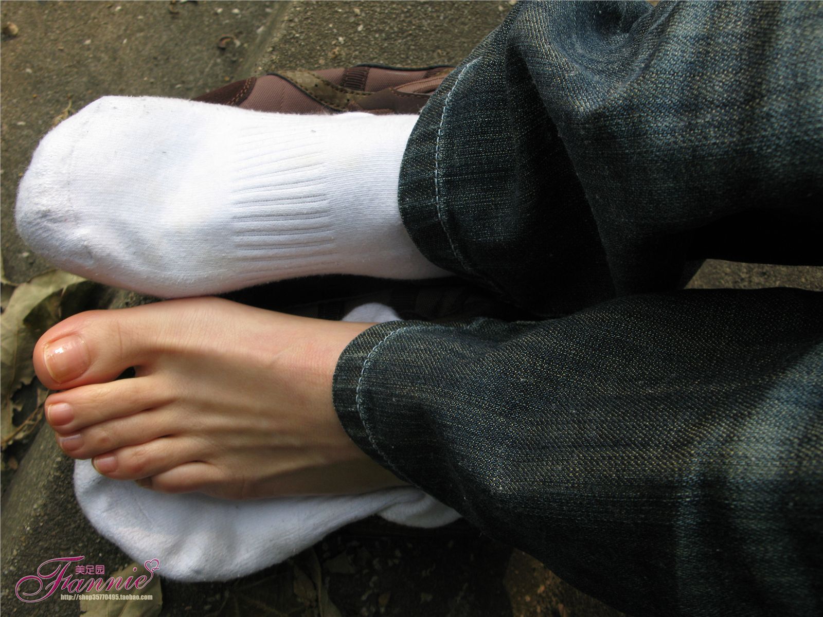 Fannie芬妮高清原图之冬日午后的阳光 （裸足）NO.110