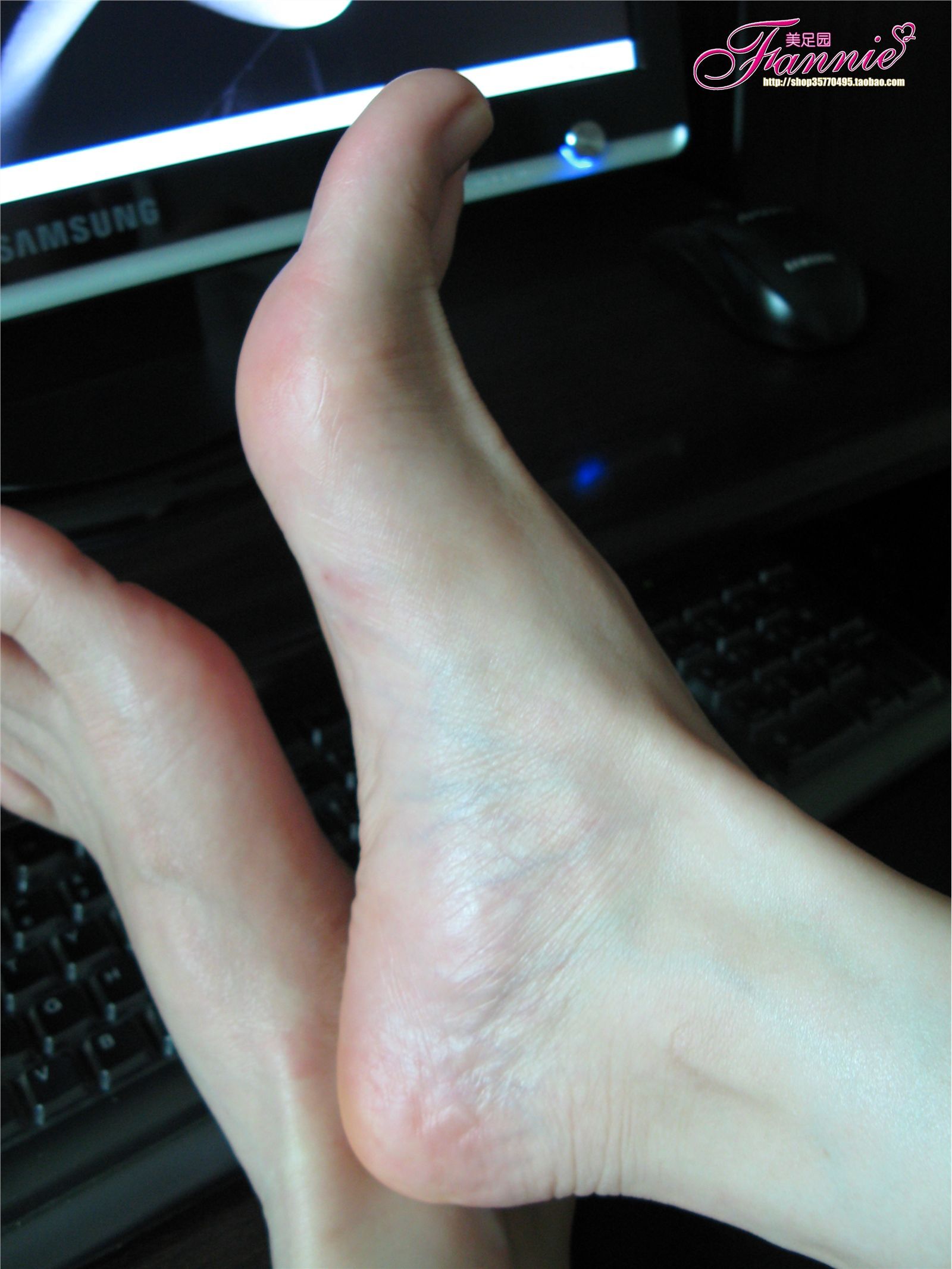 Fannie芬妮高清原图之芳轩小品（裸足二）NO.133