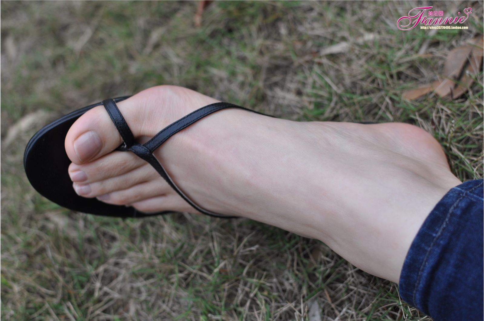Fannie芬妮高清原图之高跟裸足特写（2）NO.145