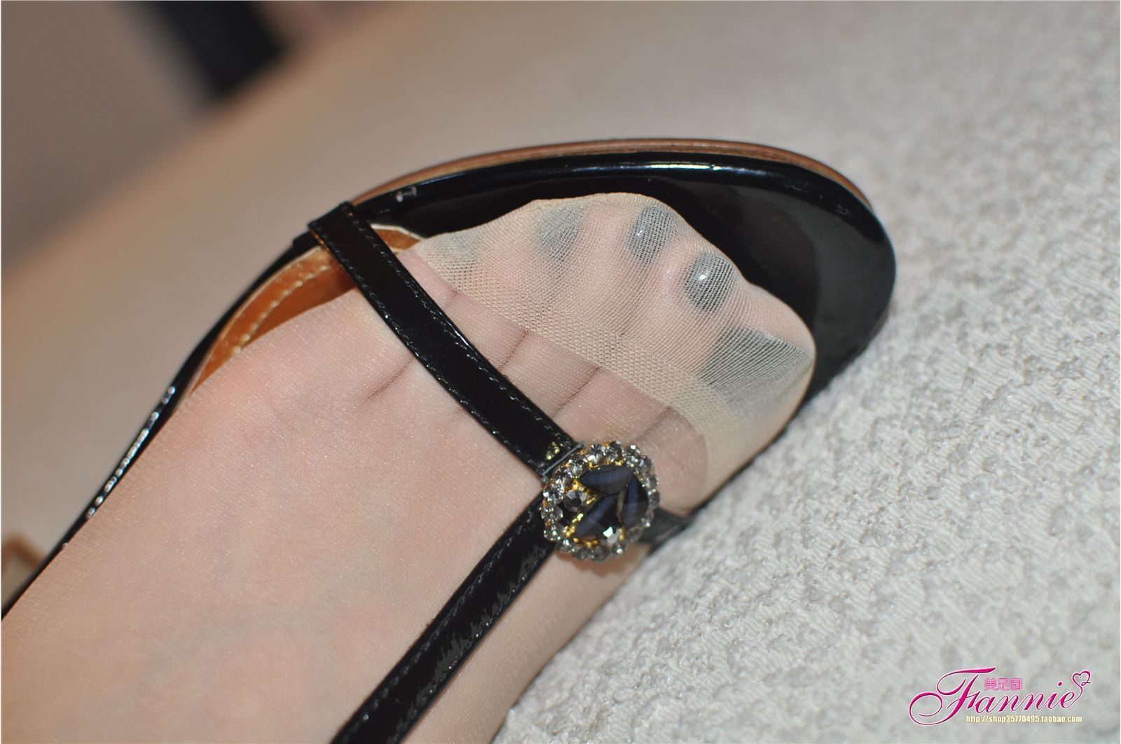 Fannie芬妮高清原图之高跟丝足特写（6）肉丝NO.166