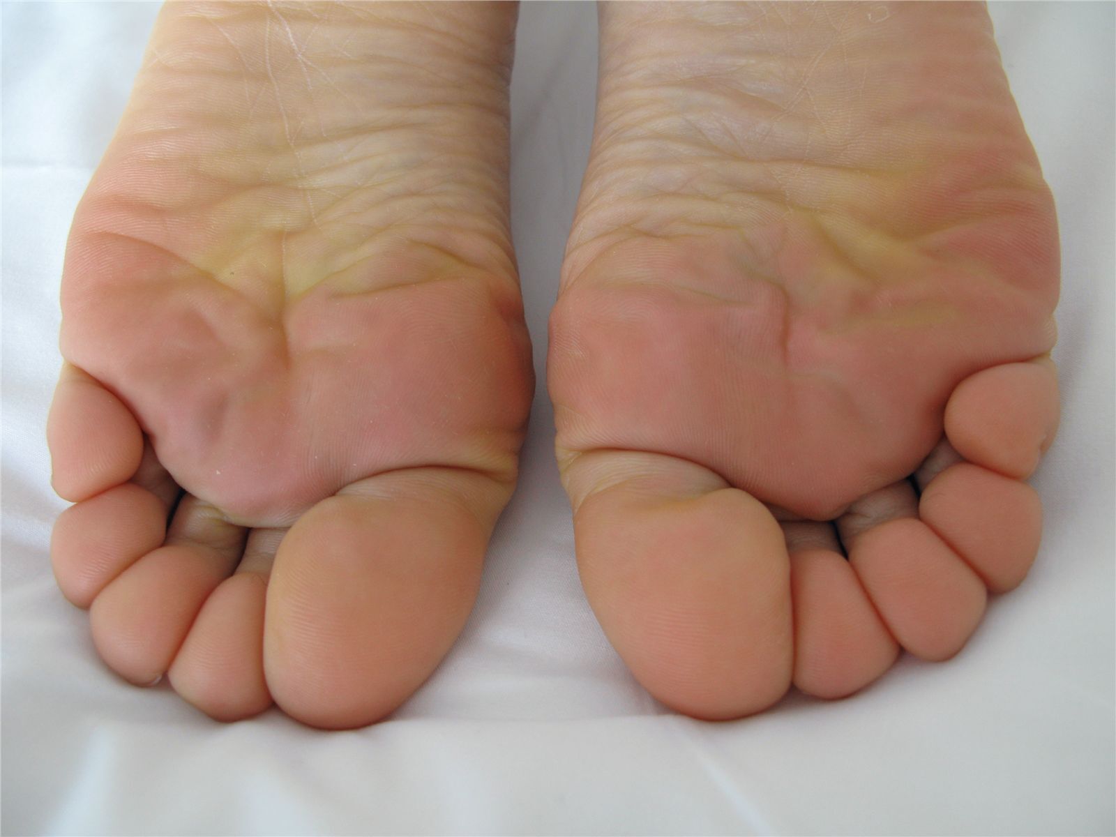 趾间嫣然。抱香 芬妮丝足