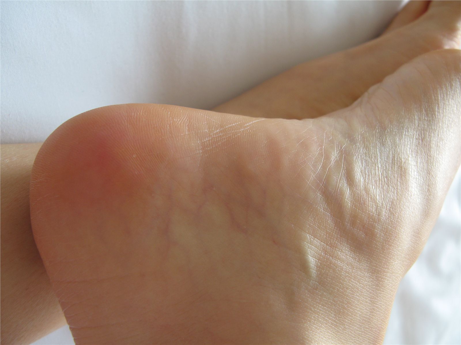 趾间嫣然。抱香 芬妮丝足