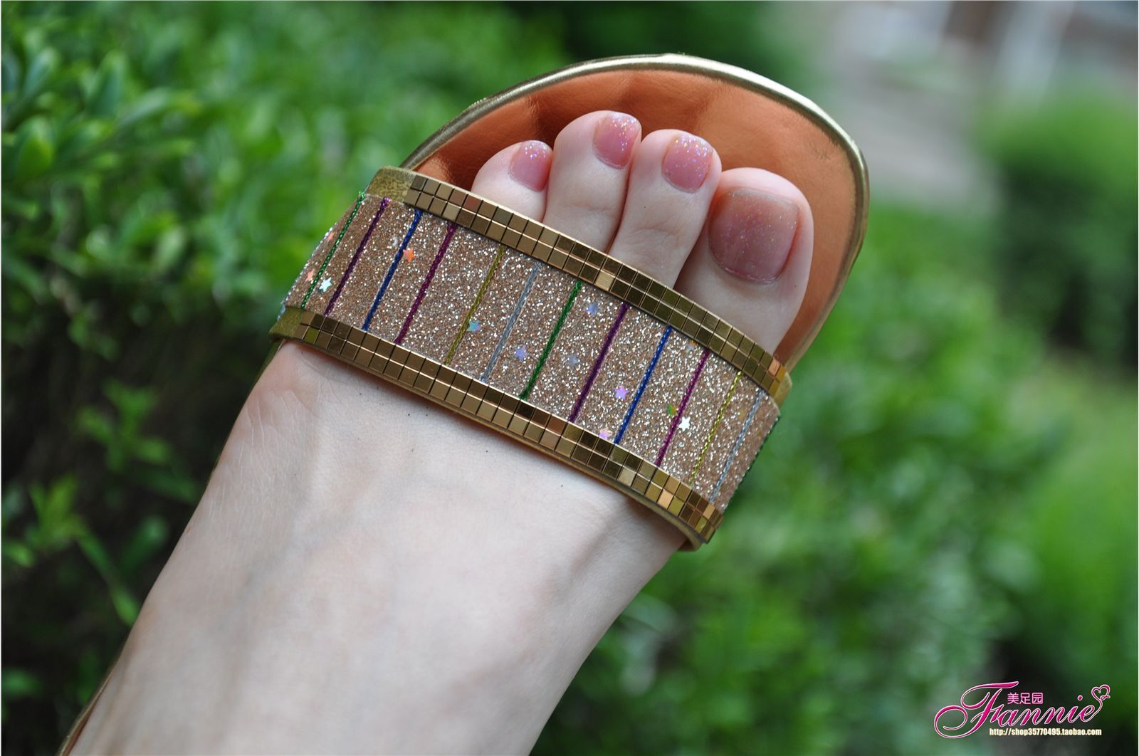 夏日足下。清爽靓丽（金色拖鞋） 芬妮高清丝足