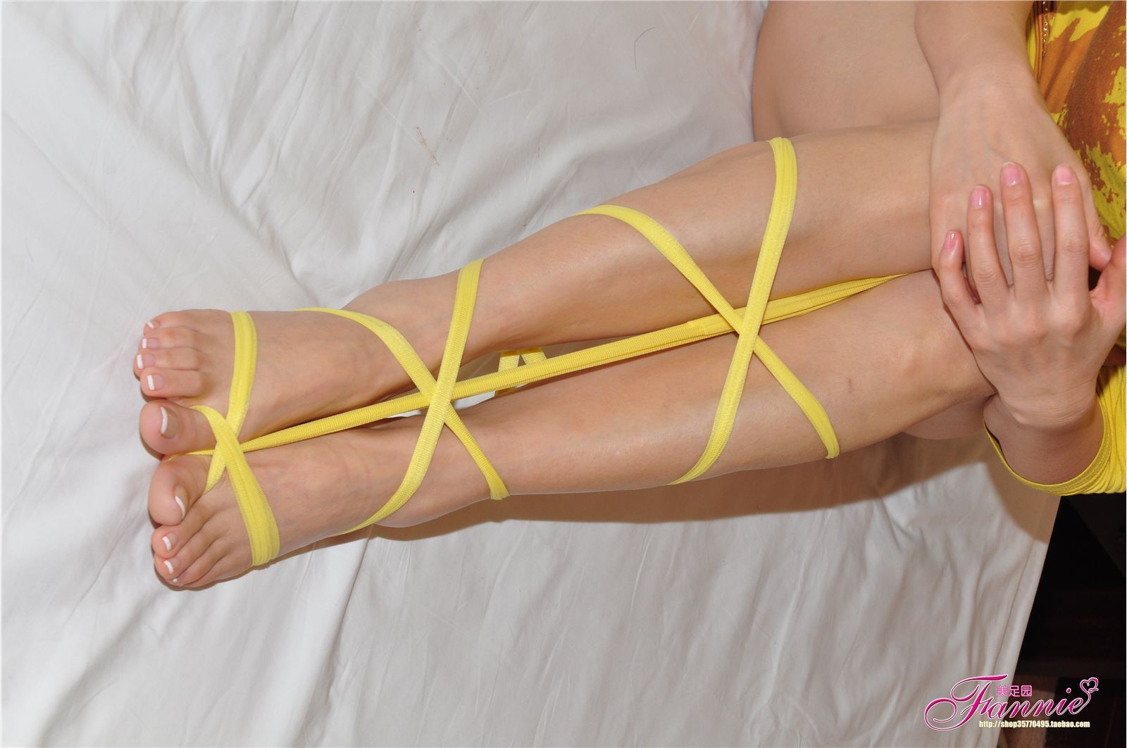 梦韵丝情。炫彩(鹅黄) 芬妮高清丝足