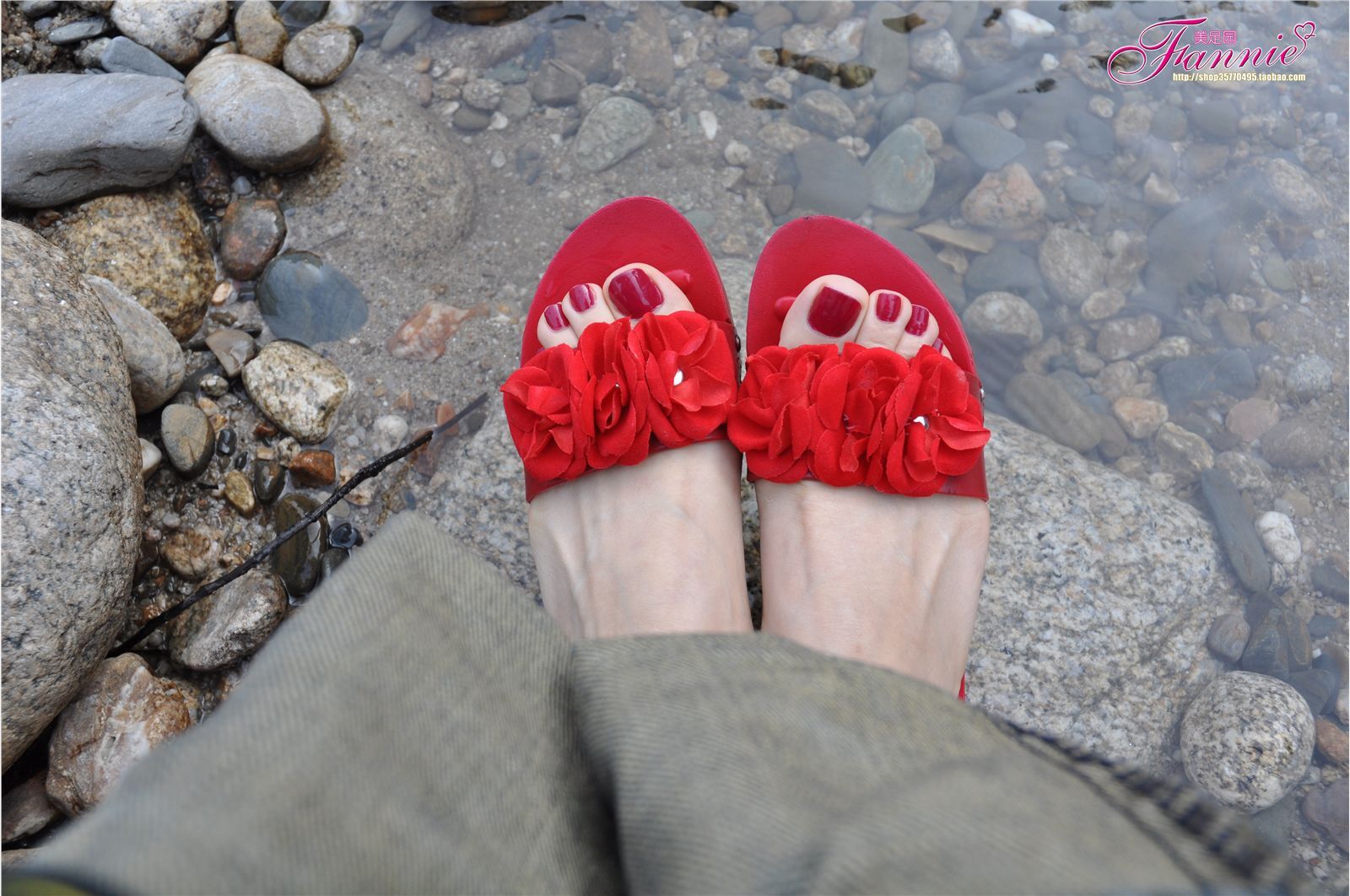 芬妮美足 阳光下的水舞 4