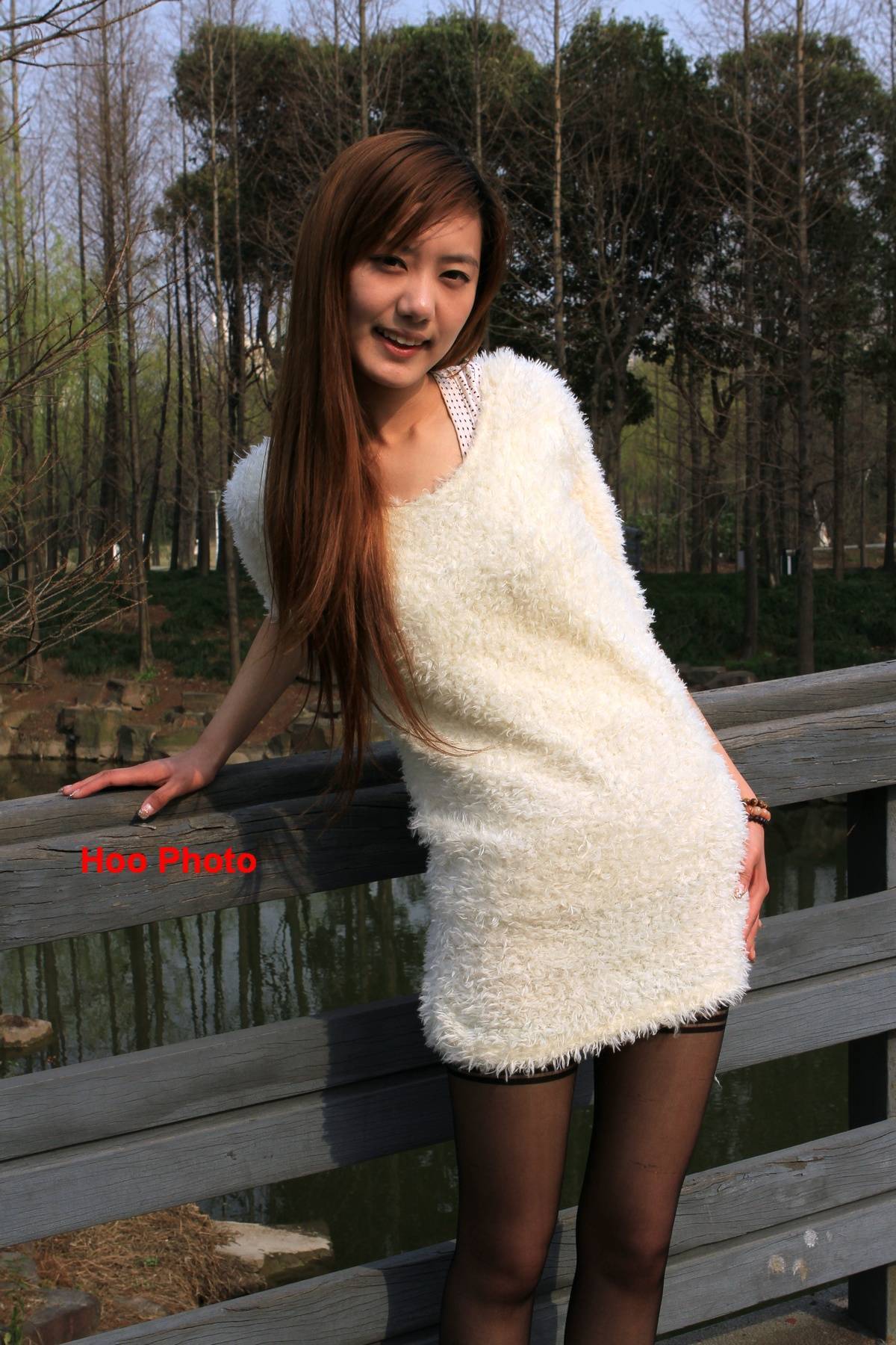 [户外街拍] 2013.09.04 外拍系列-漂亮的黑丝美女