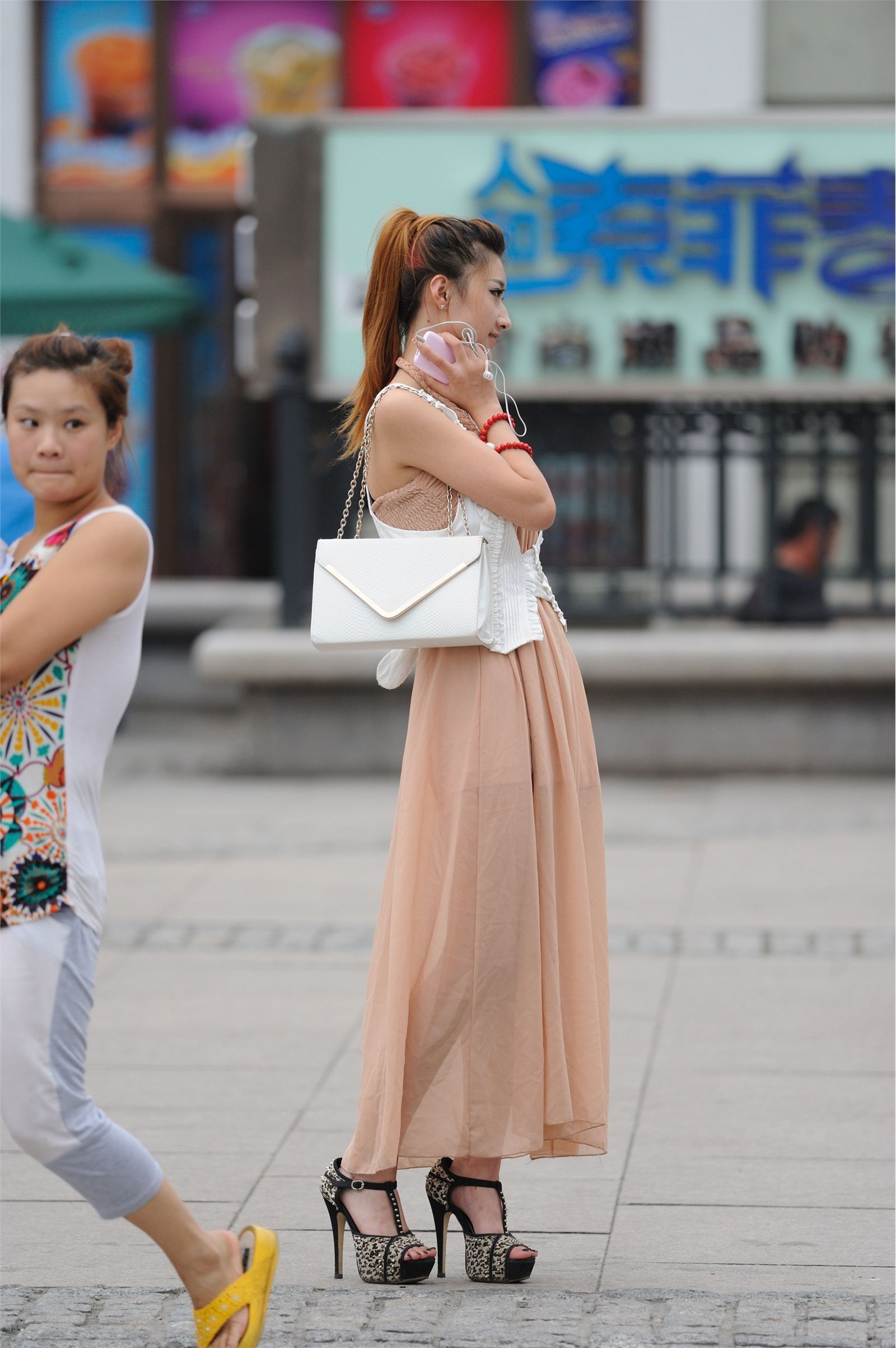 原创街拍丝袜美女079