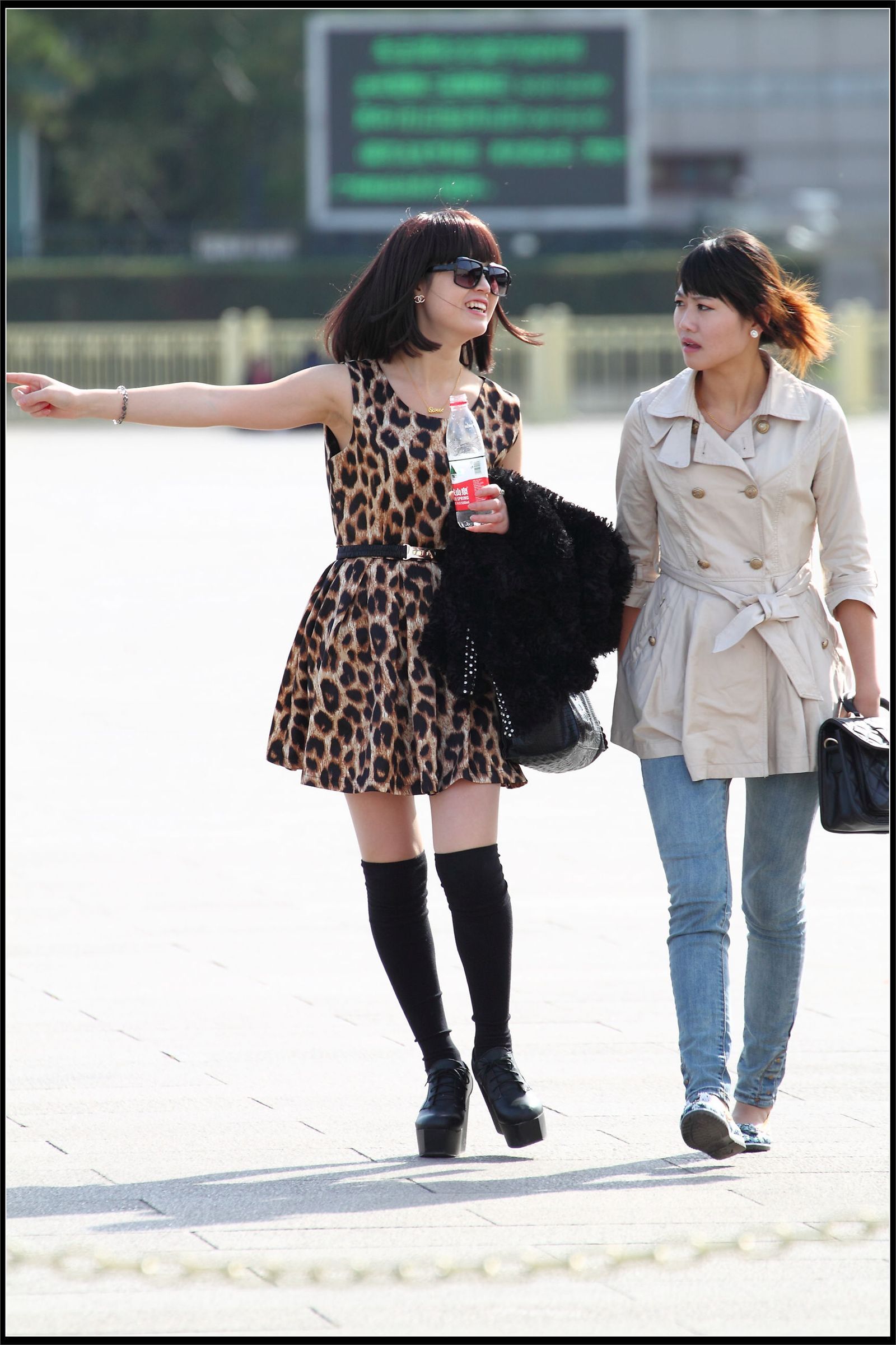 原创街拍丝袜美女054