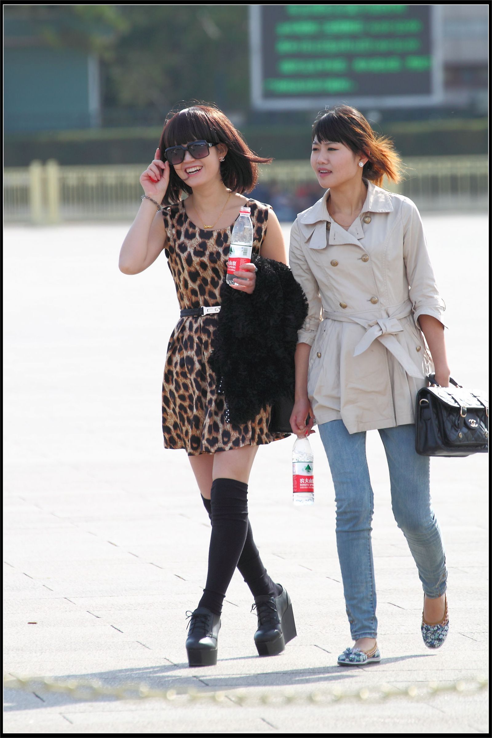 原创街拍丝袜美女054