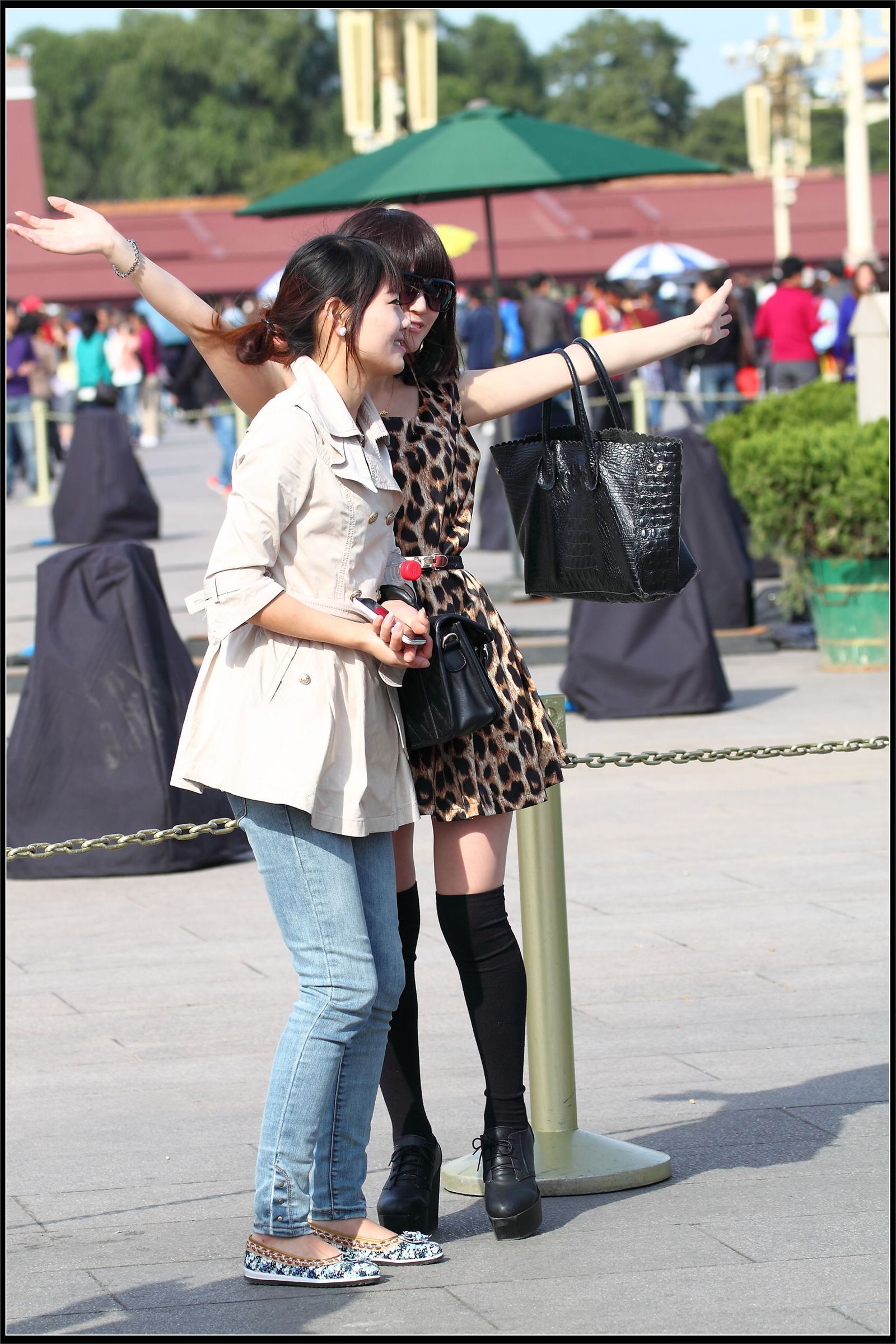 原创街拍丝袜美女054