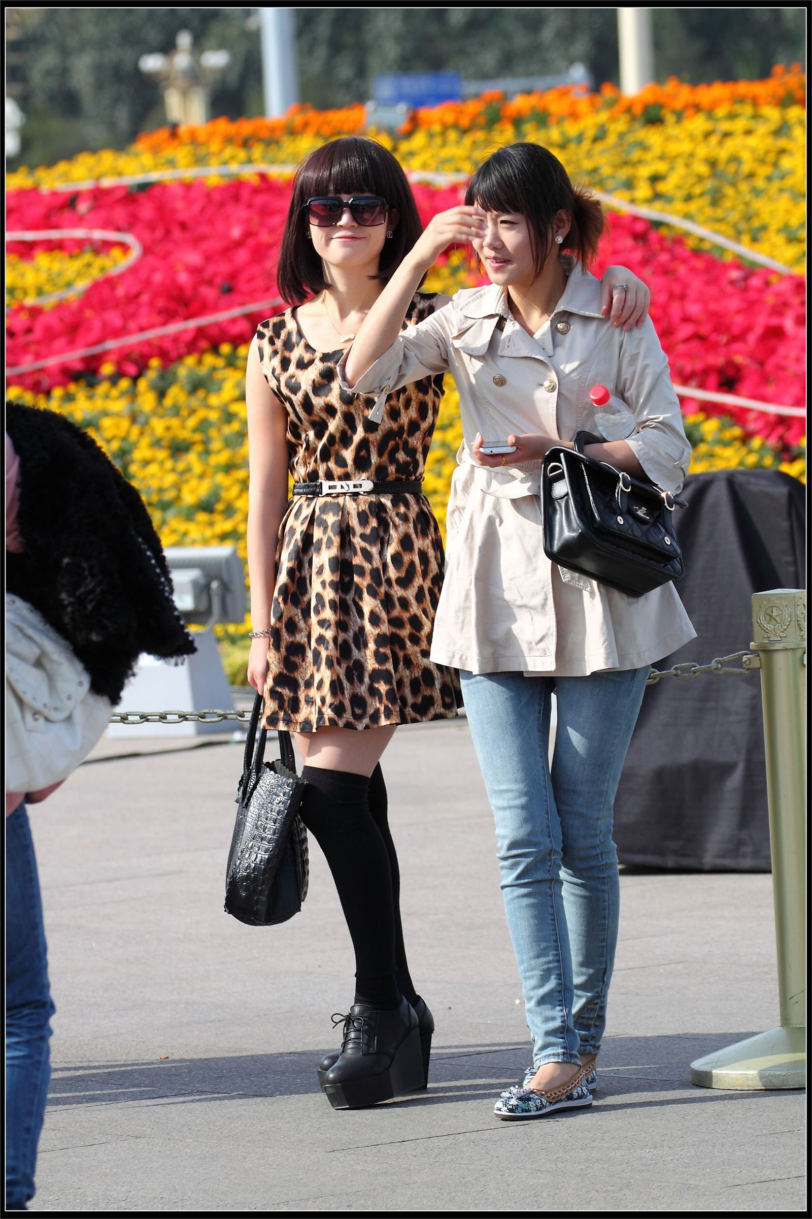 原创街拍丝袜美女054