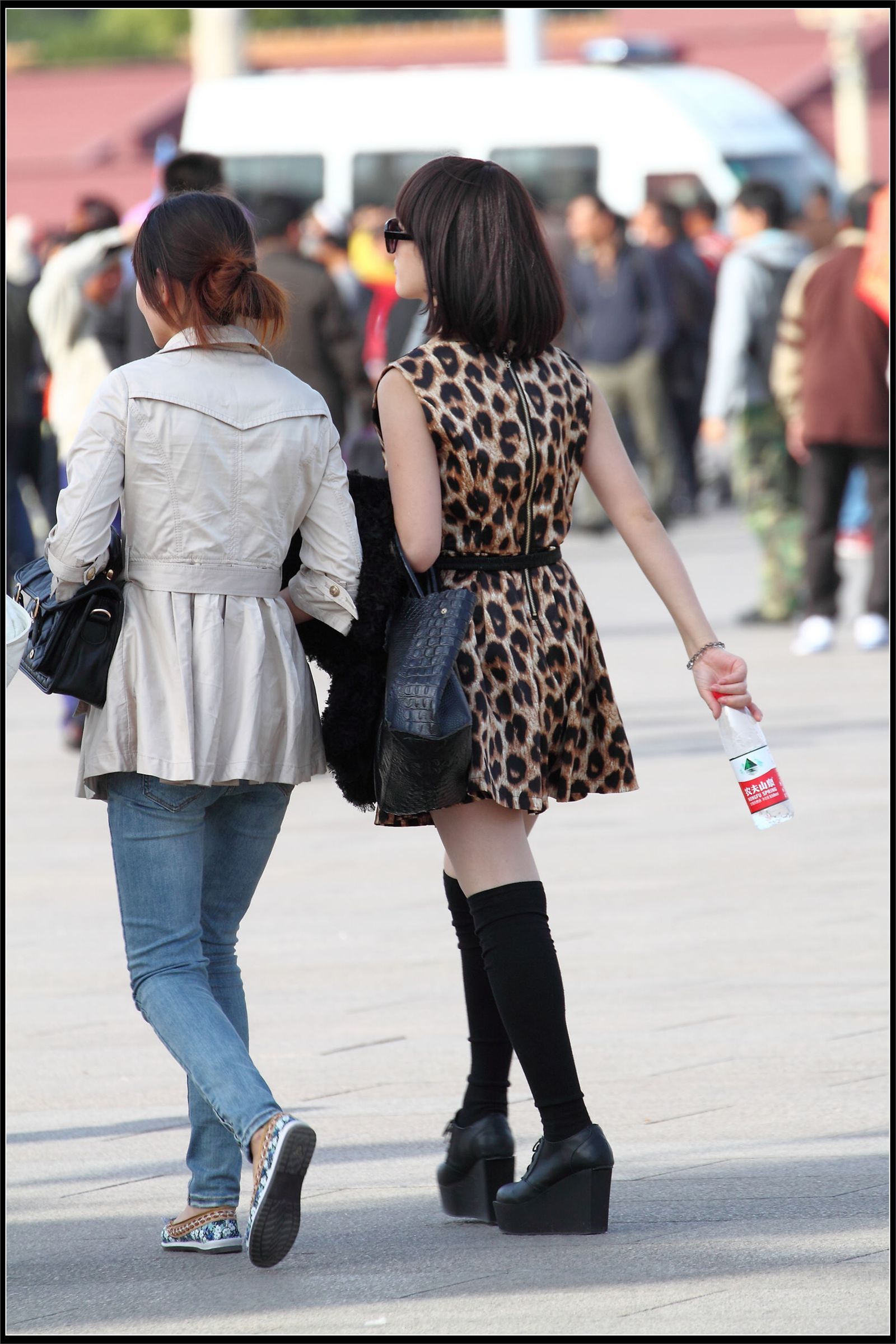 原创街拍丝袜美女054