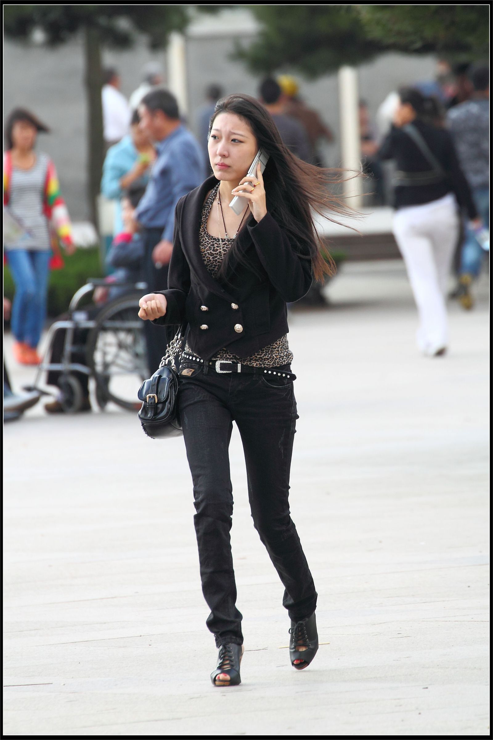 原创街拍丝袜美女055