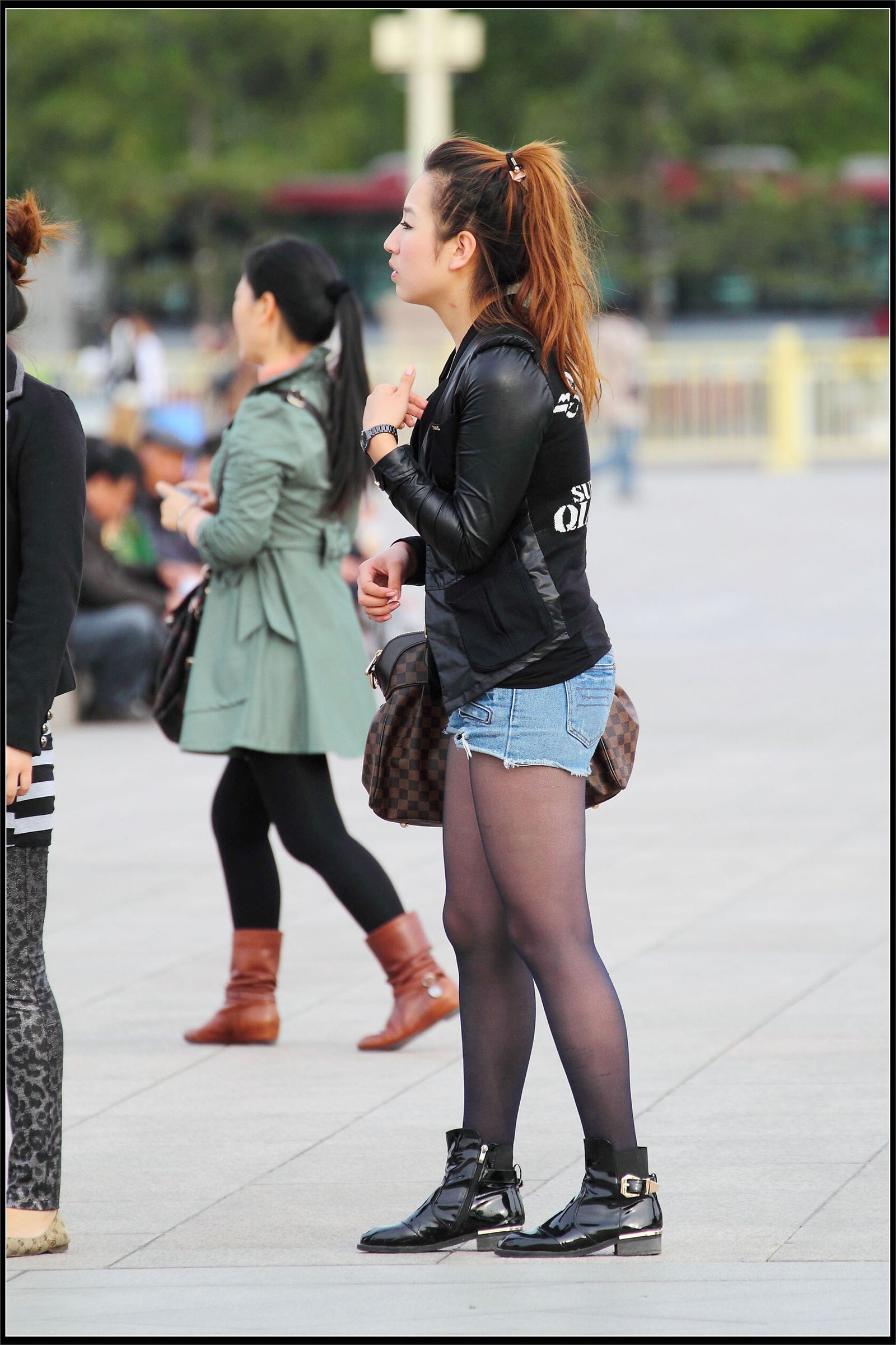 原创街拍丝袜美女055