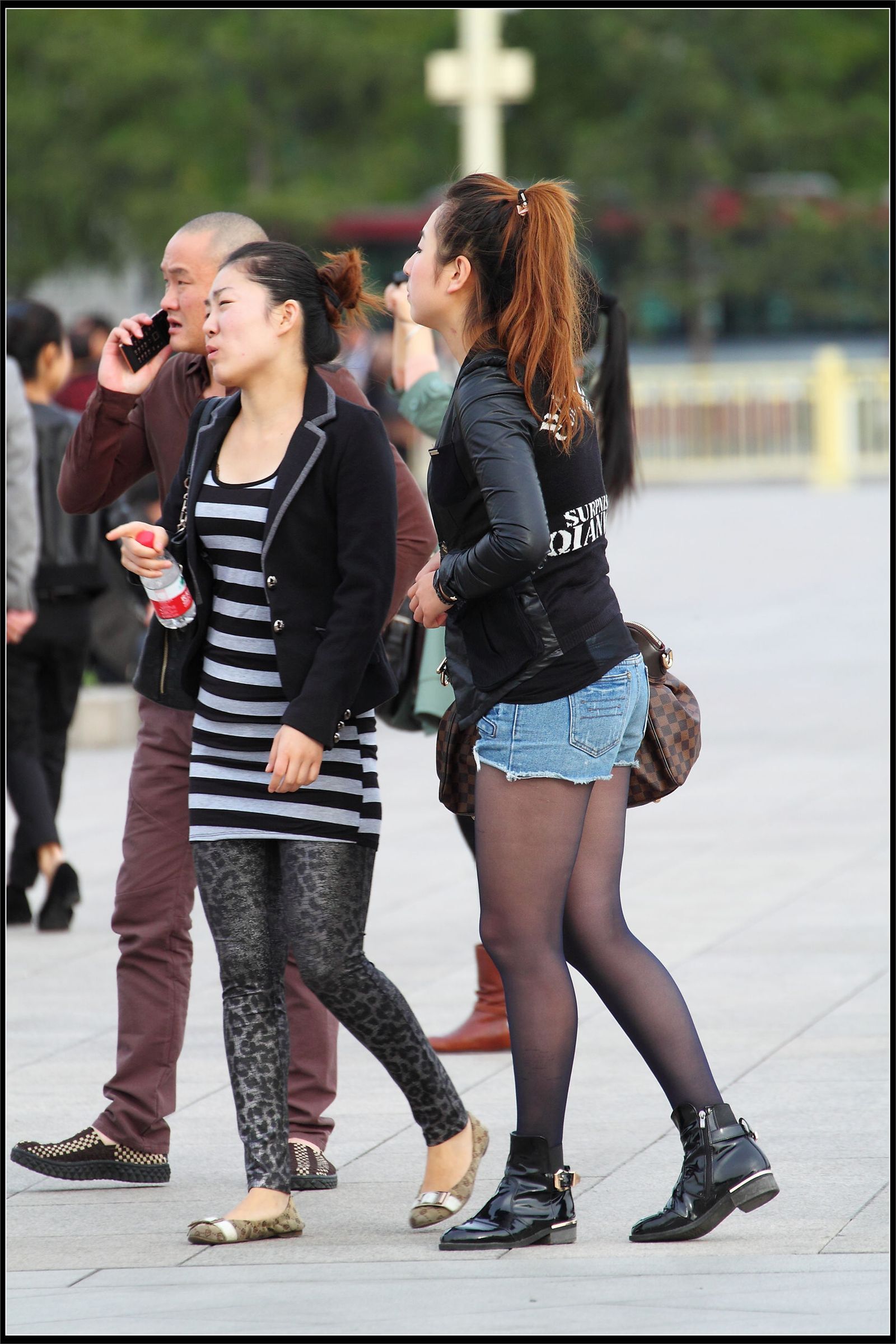 原创街拍丝袜美女055