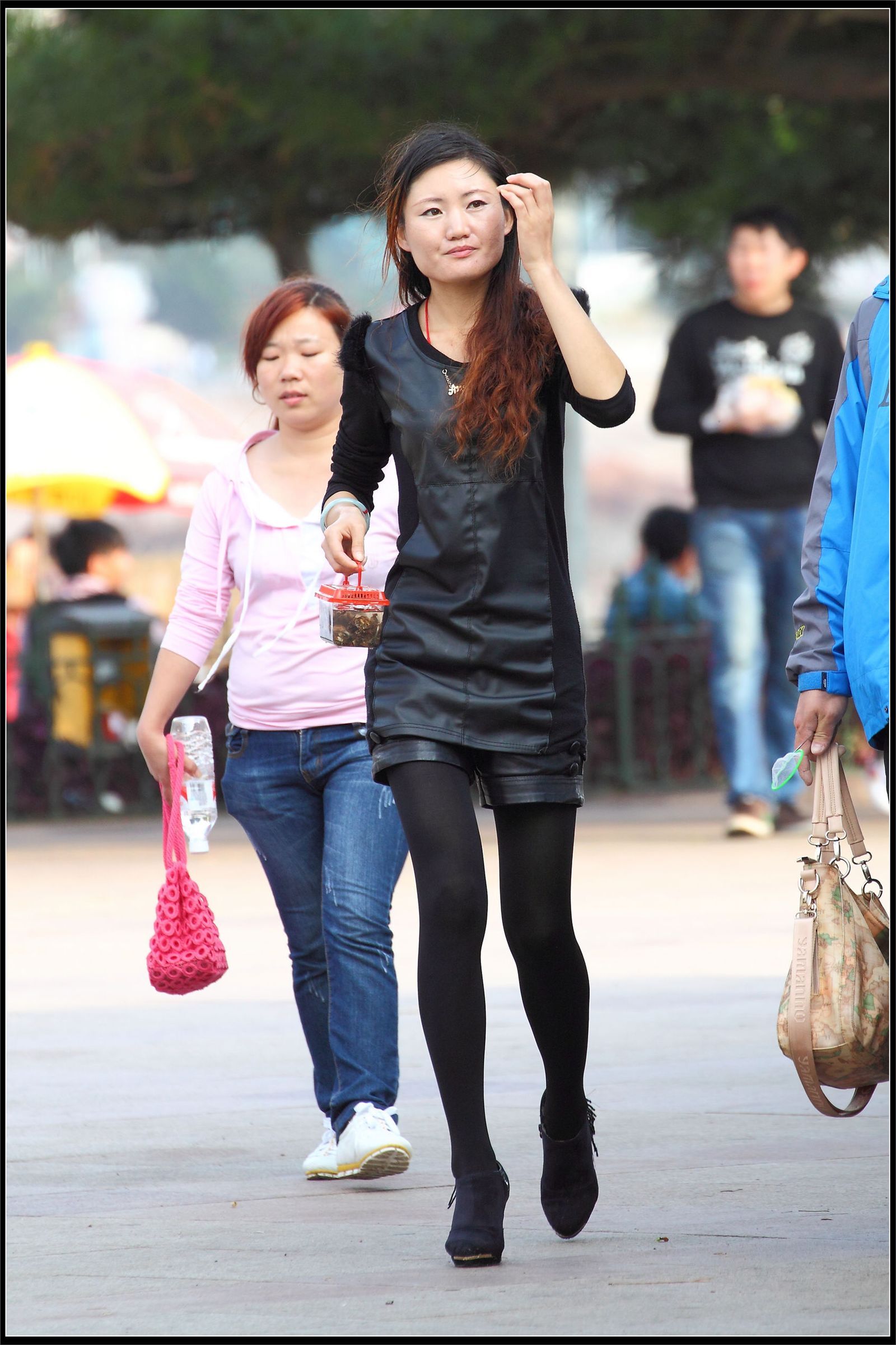 原创街拍丝袜美女055