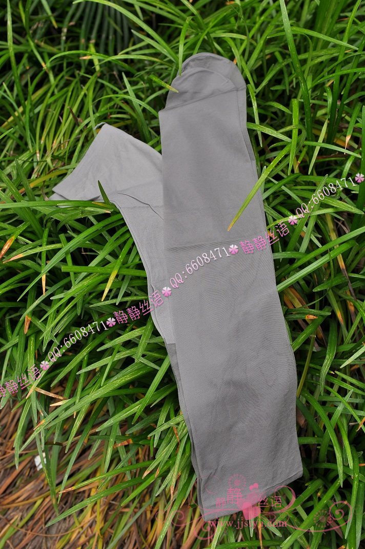 灰色丝袜美女　静静丝语丝袜套图 超爽清新包芯丝连裤袜