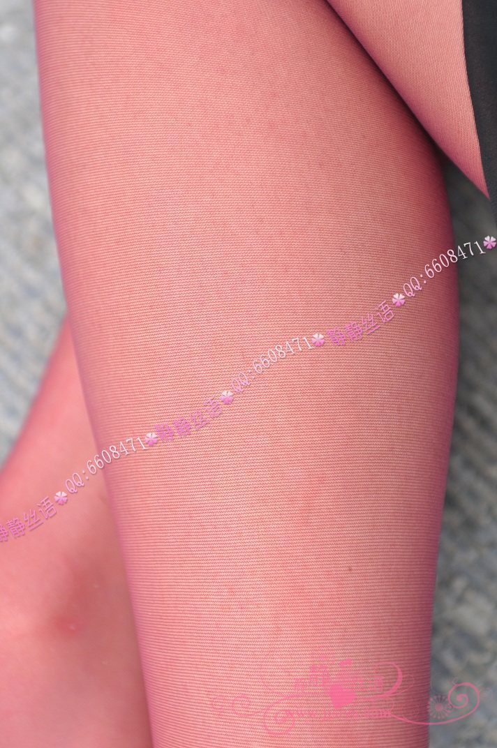 酒红色丝袜　静静丝语丝袜套图 超爽清新包芯丝连裤袜