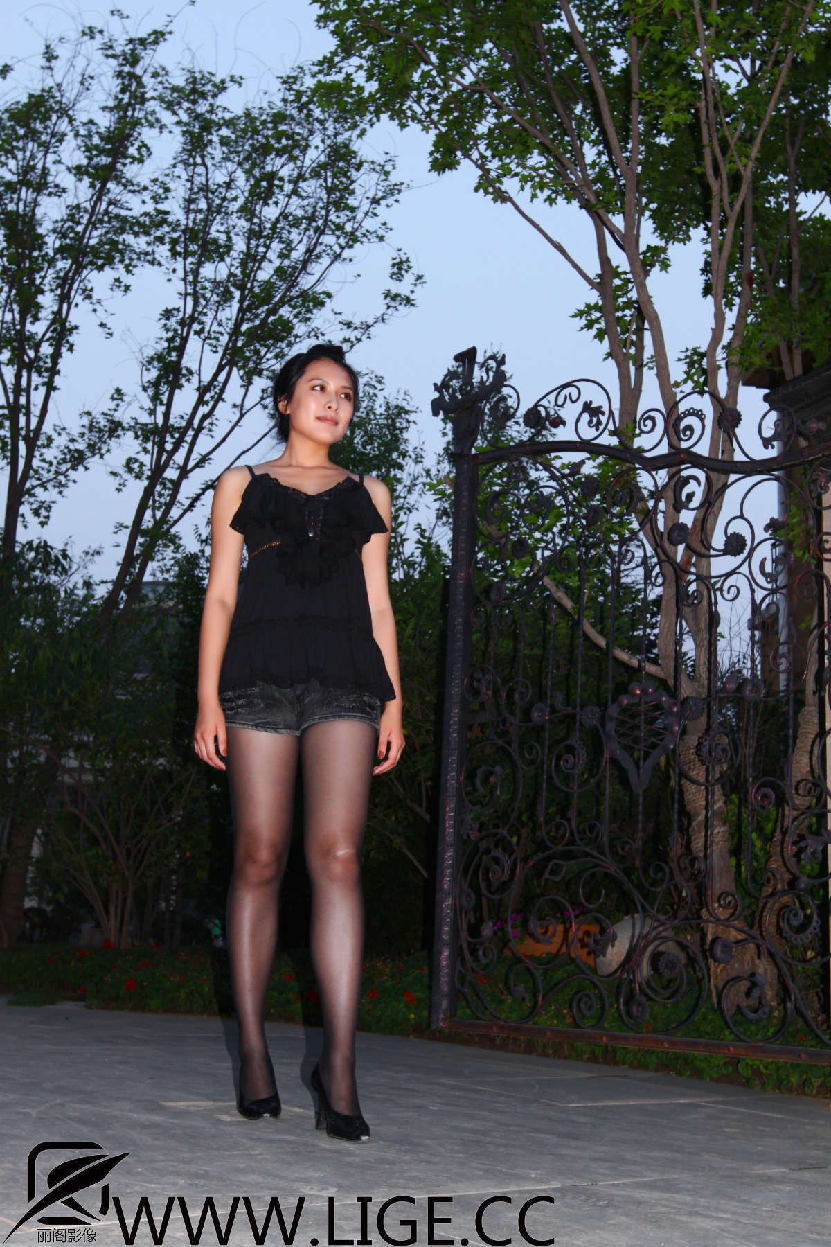 Lige丽阁影像 F-No.002 咖啡奶茶 国产性感丝袜美女