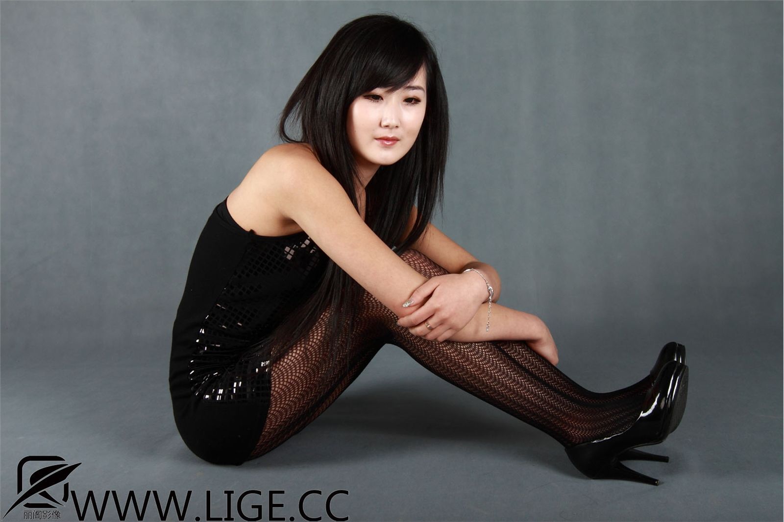 Lige丽阁影像 F-No.010 虹虹 丝袜美女