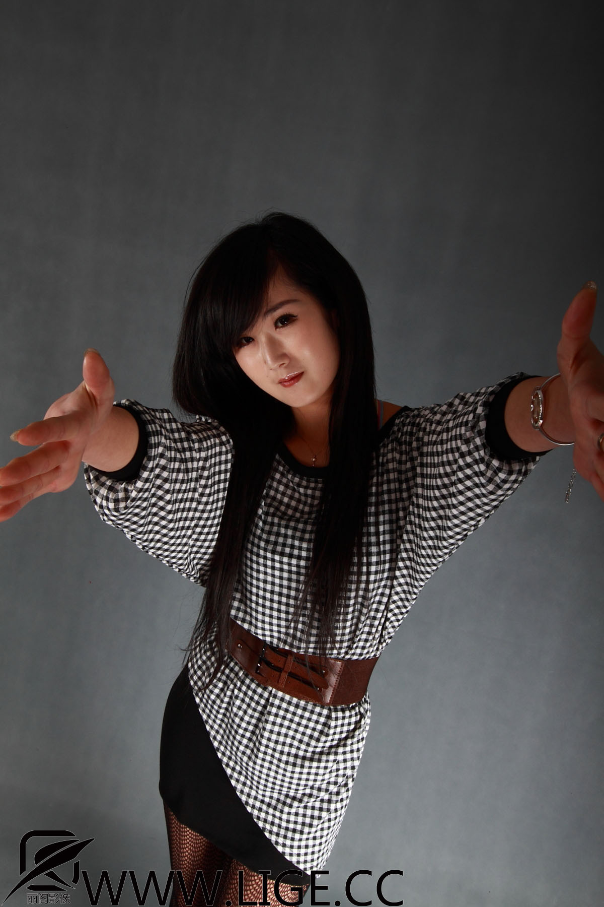 F-No.014 虹虹 25P Lige丽阁影像 黑丝网格美女