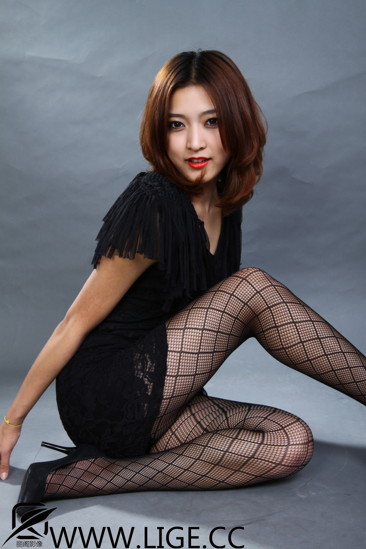 F-No.016 露露  网格黑丝美女写真