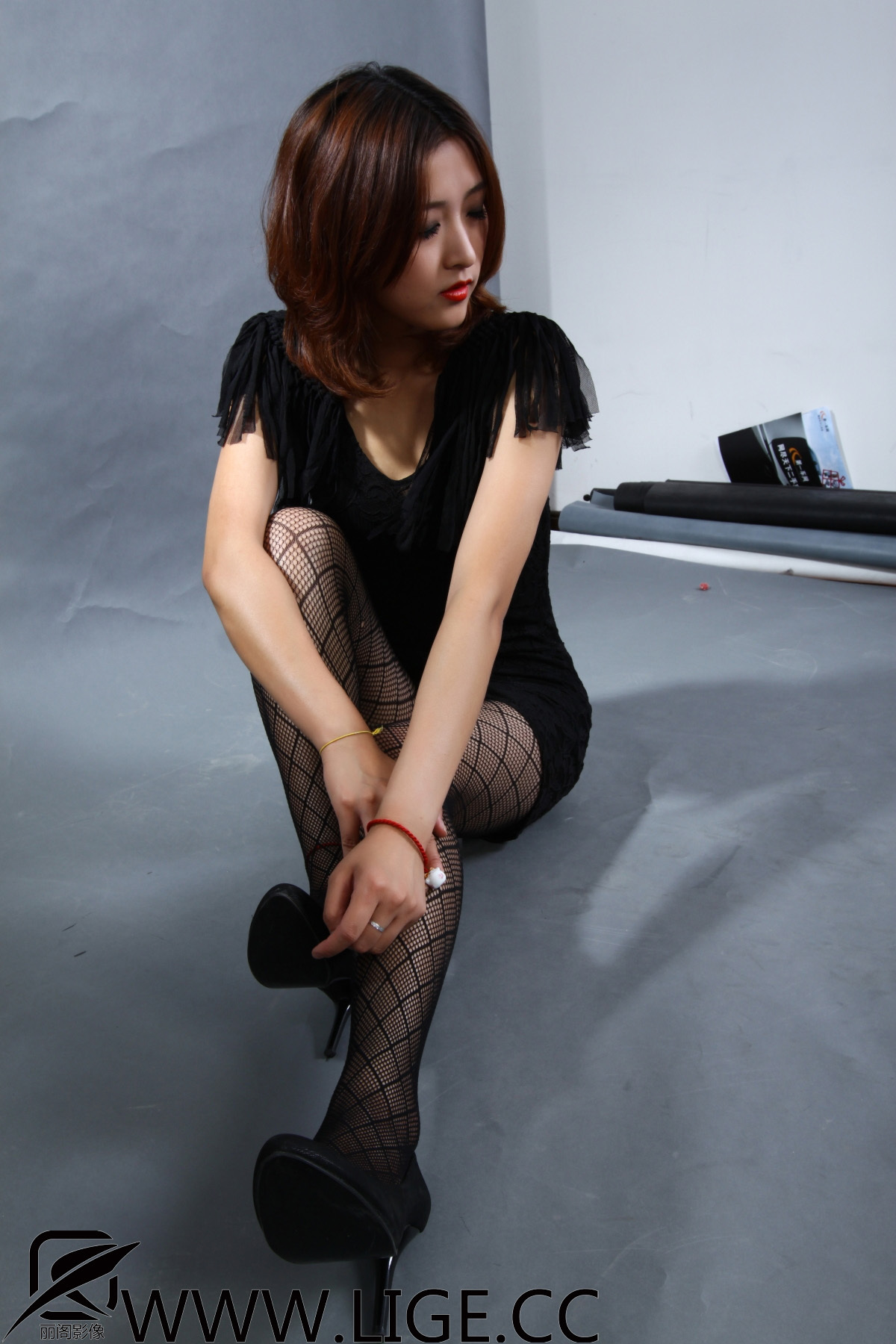 F-No.016 露露  网格黑丝美女写真