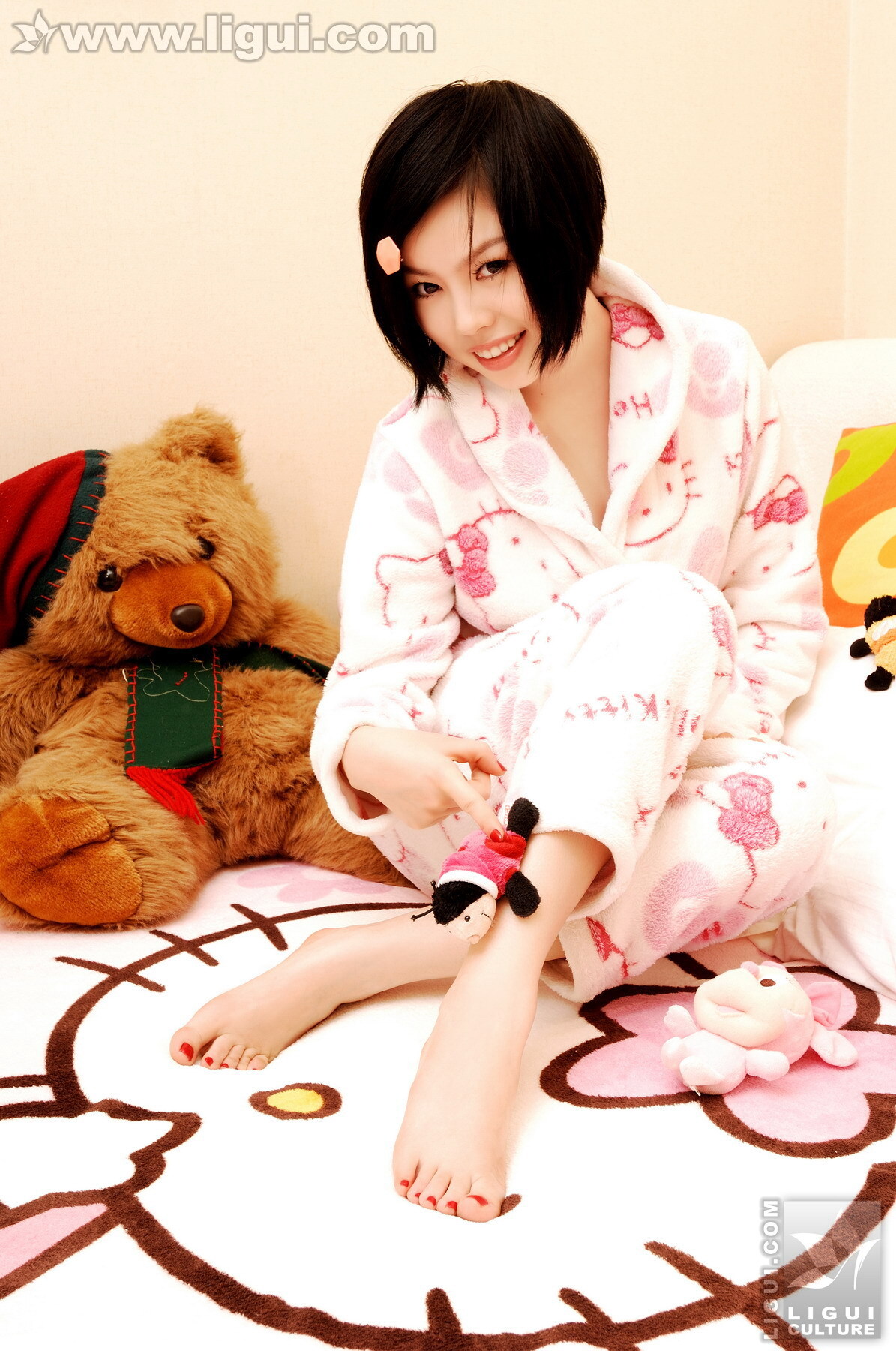 清纯妹妹 靓足动人 09年3月 muzi [Ligui]丽柜套图