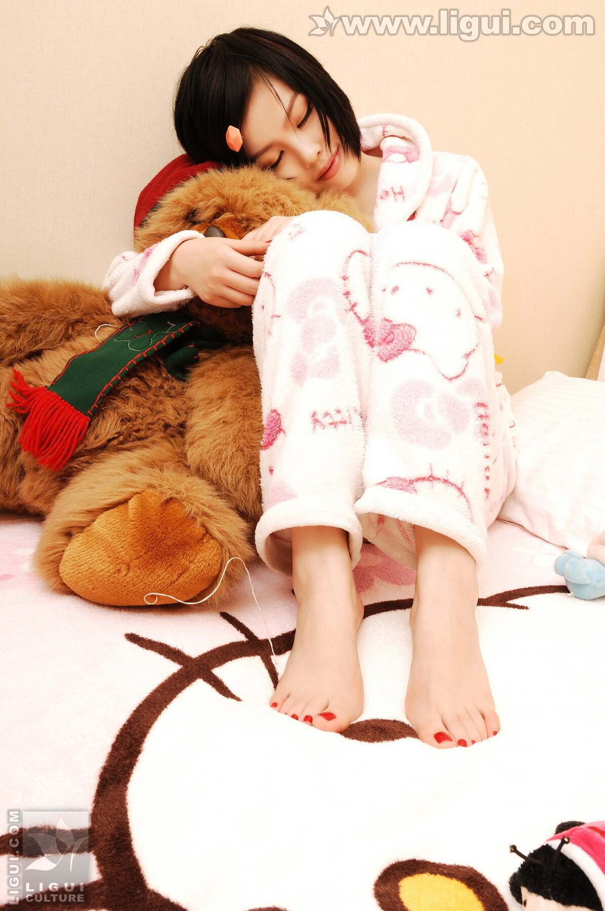 清纯妹妹 靓足动人 09年3月 muzi [Ligui]丽柜套图